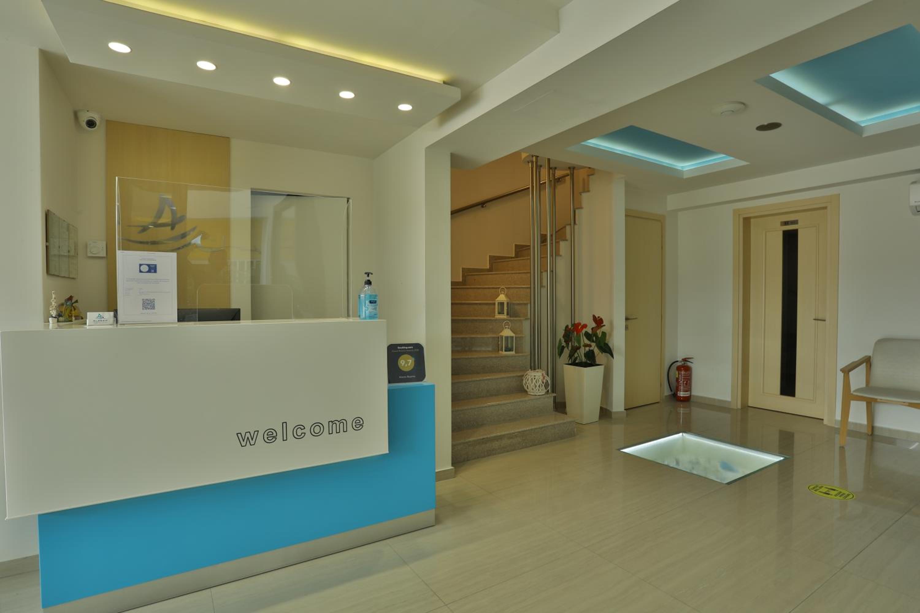 Alarzo Rooms