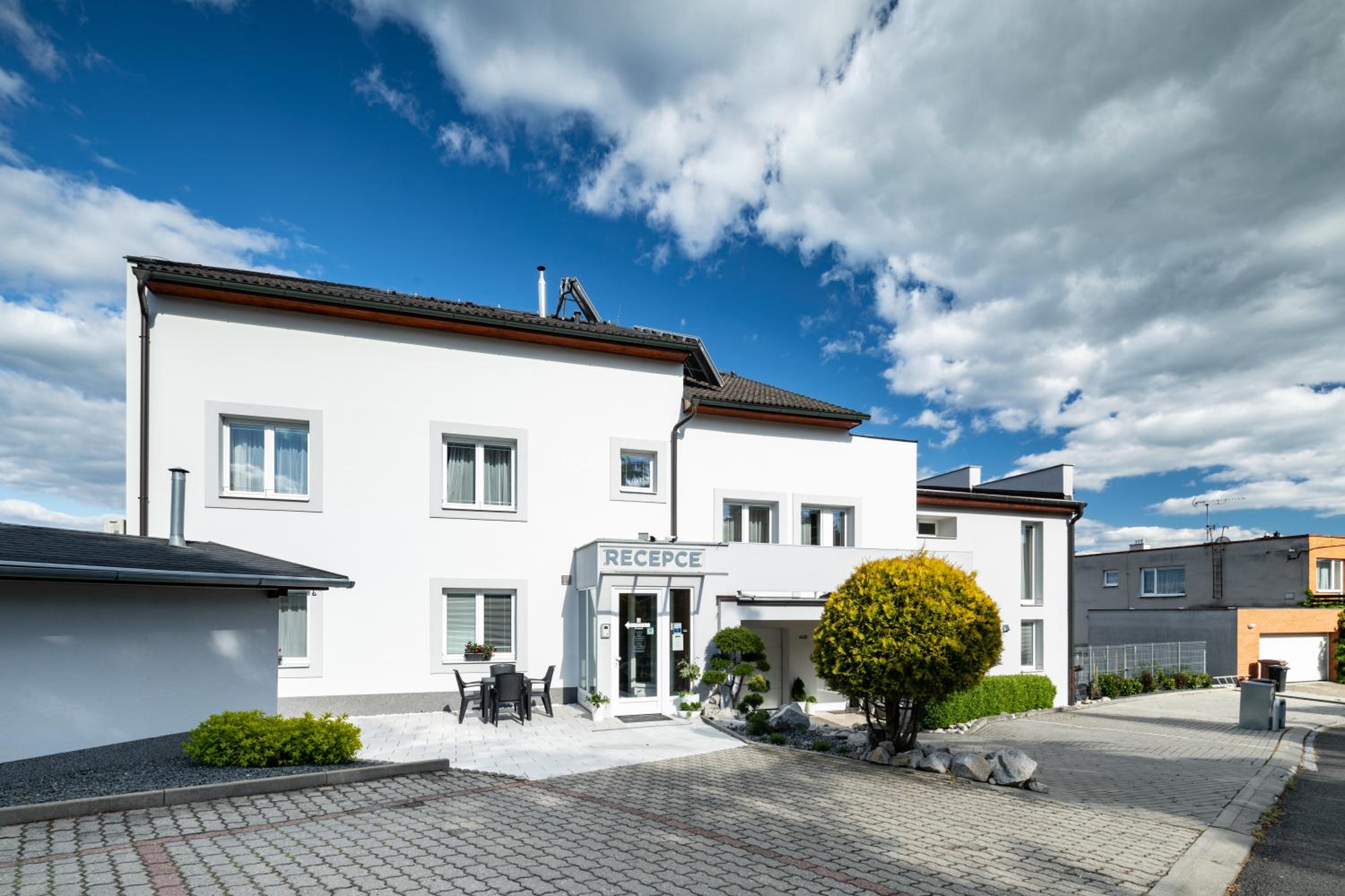 Hotel Penzion Uno - Image 1