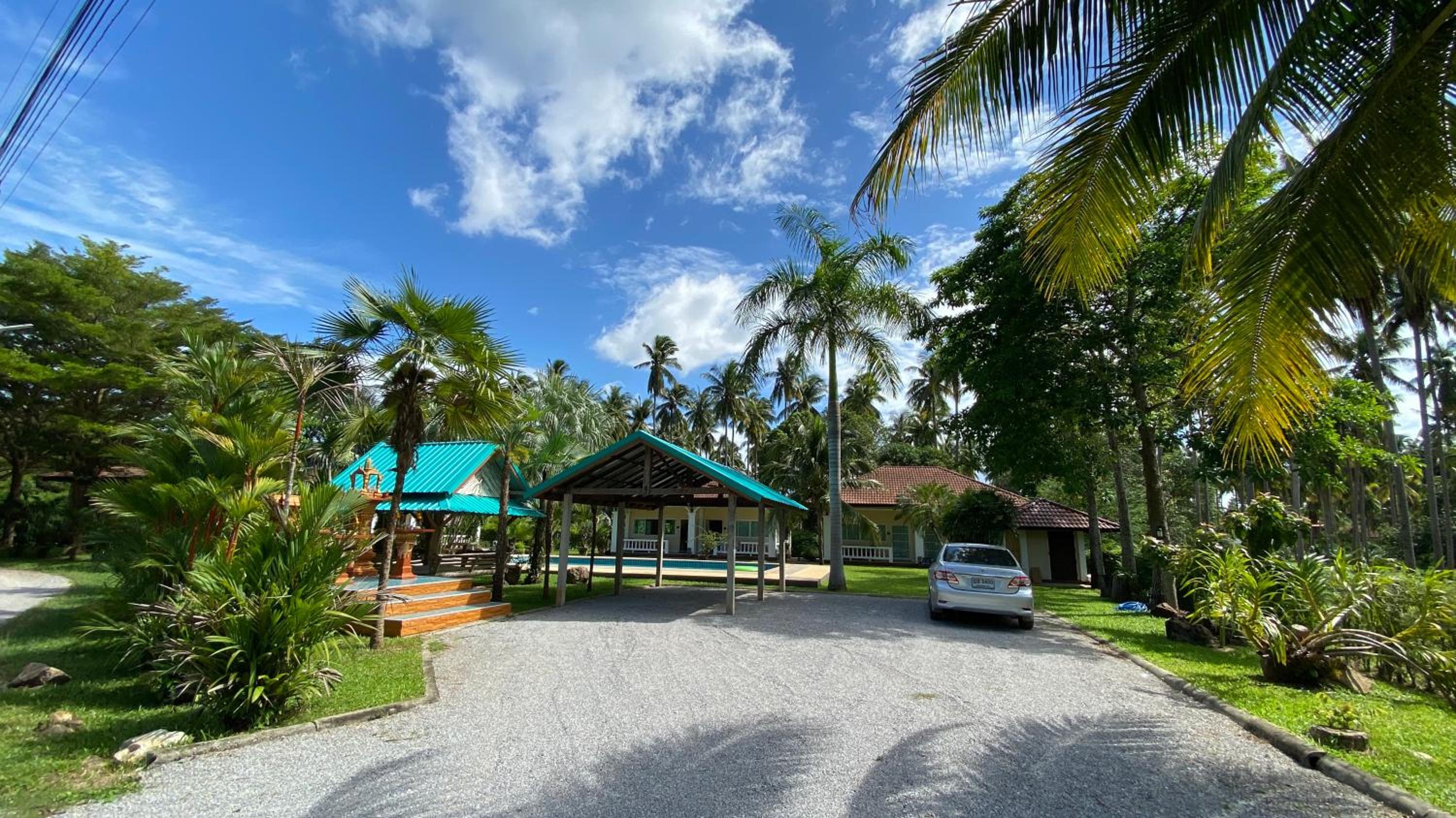 Palm Gardens Resort, Bang Saphan