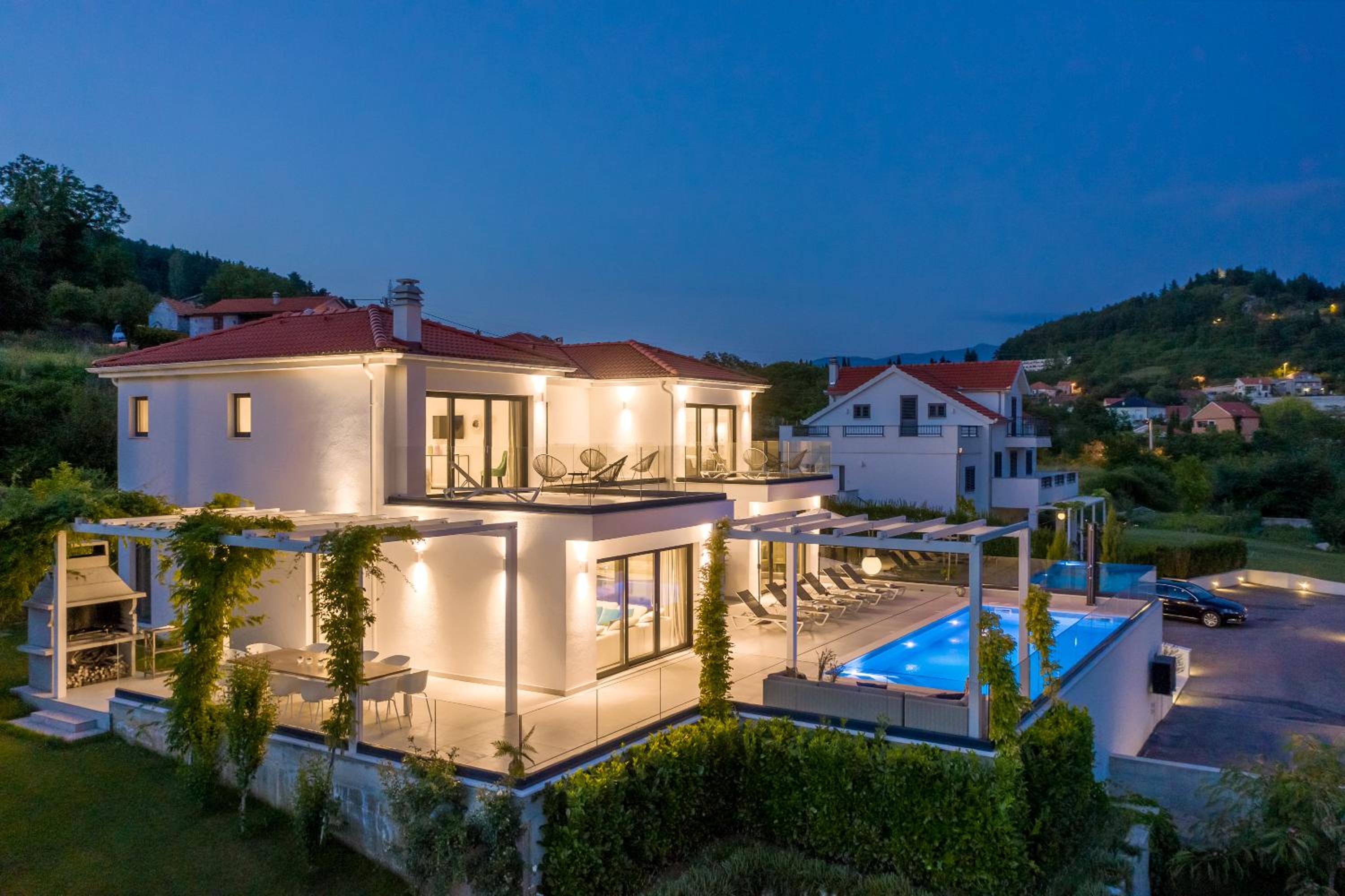 Villa Elegance view 4