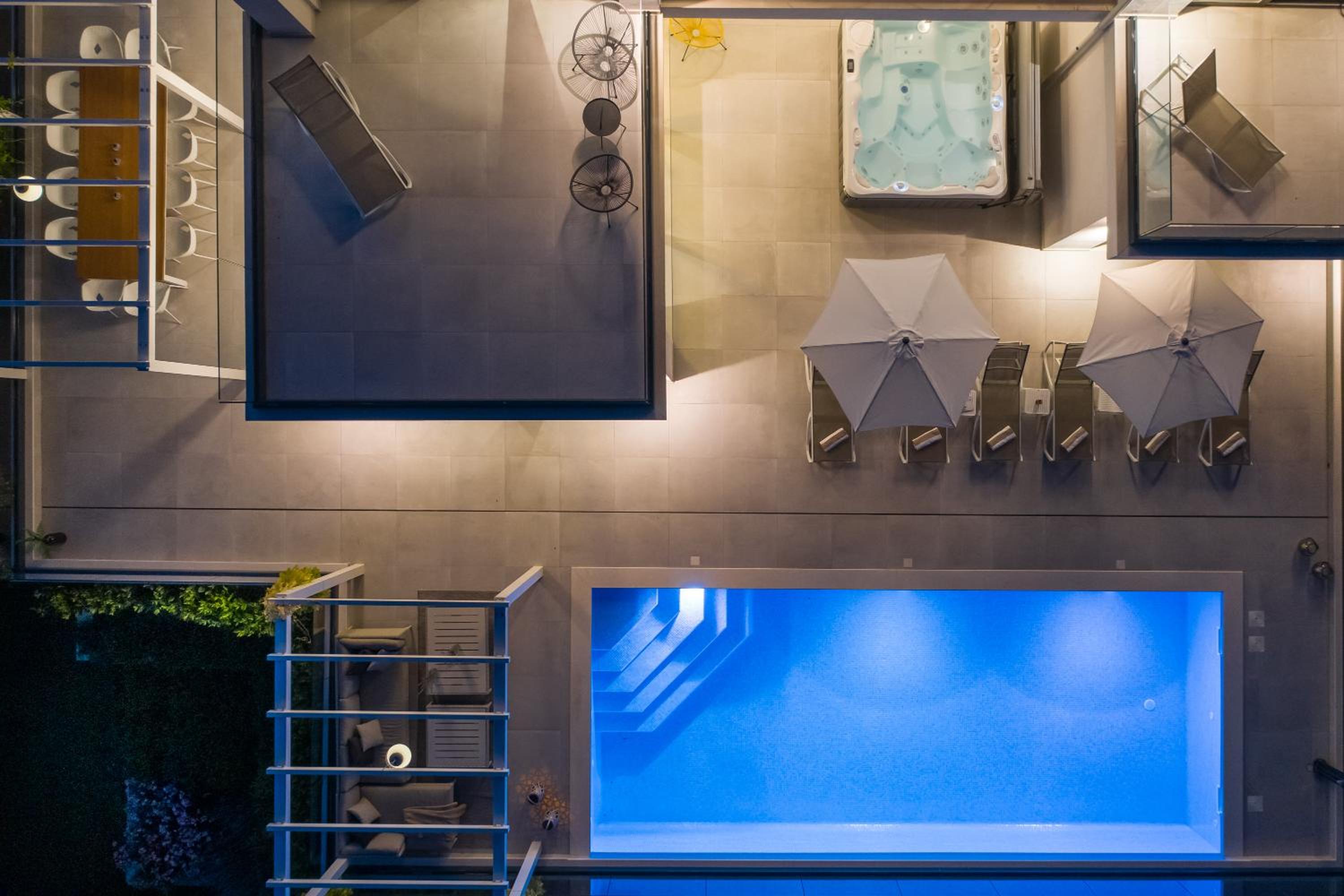Villa Elegance view 3