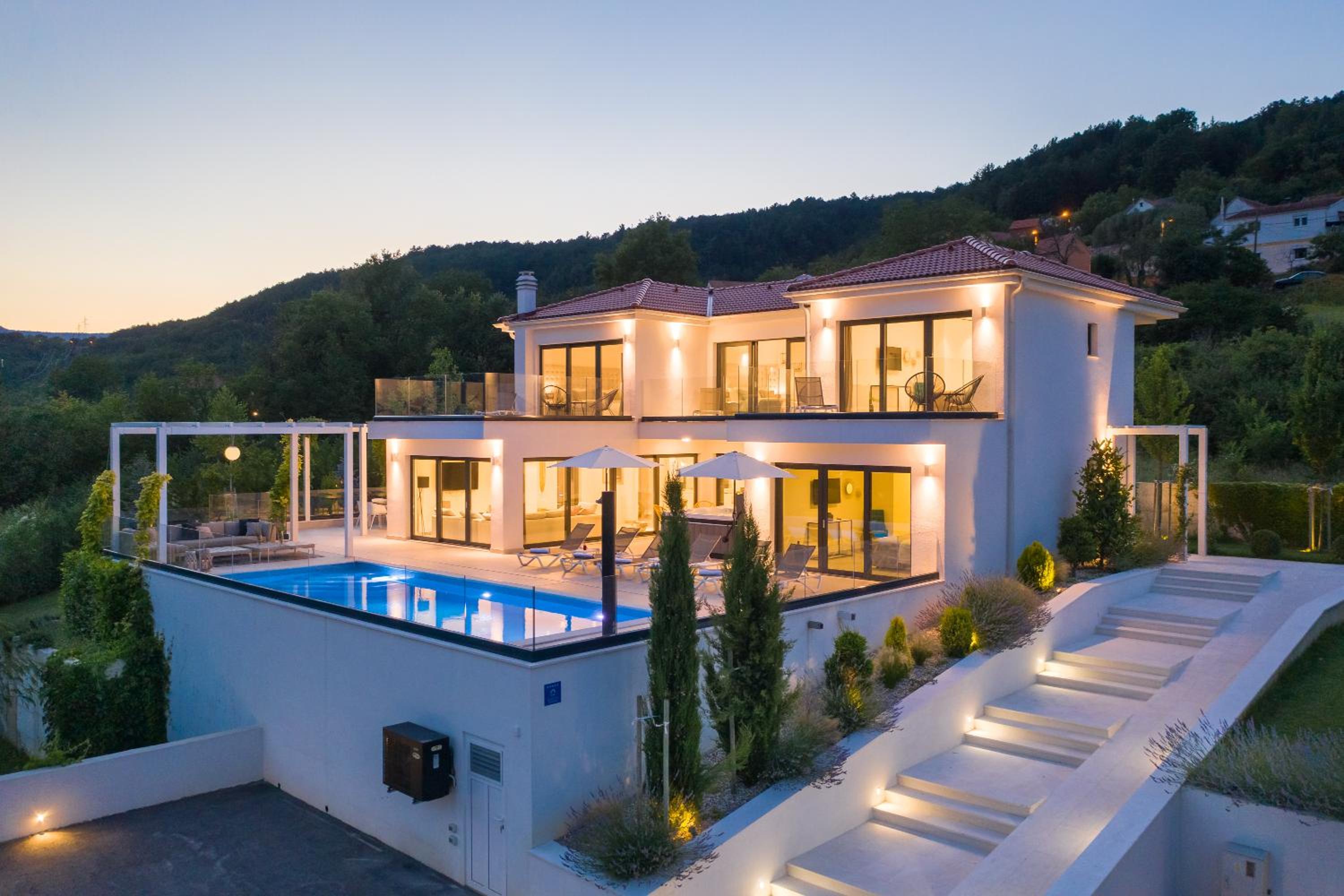 Villa Elegance view 2