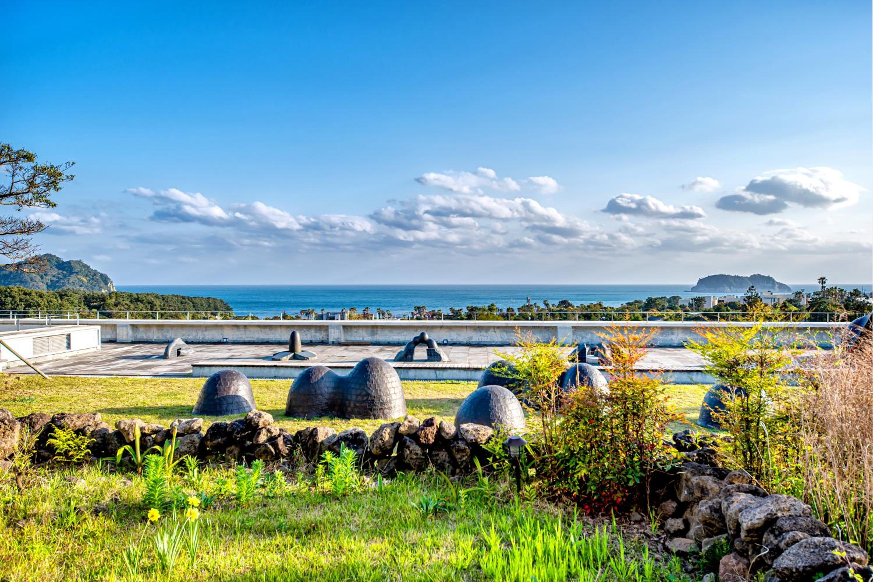 Jeju Bom stay & Art Gallery