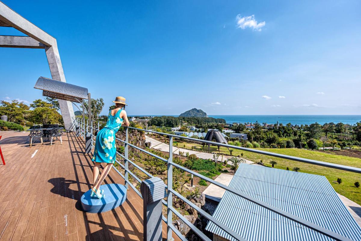 Jeju Bom stay & Art Gallery