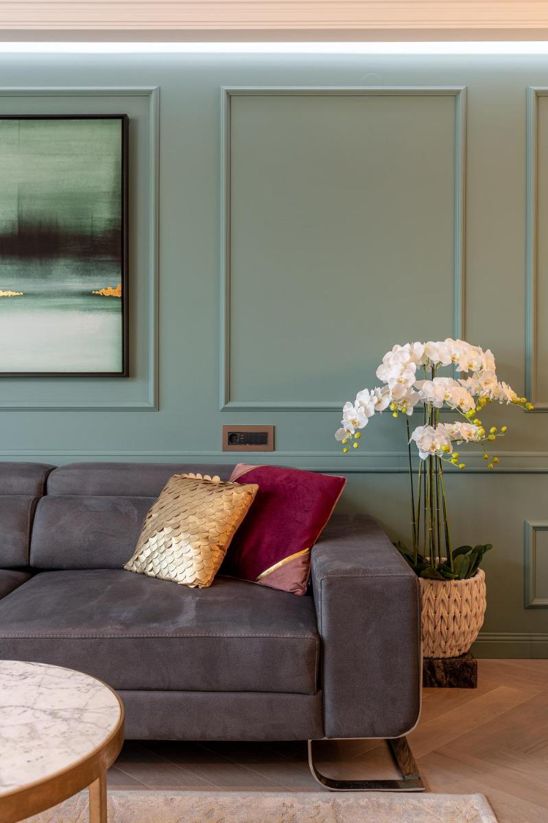 Insula Luxury Apartment