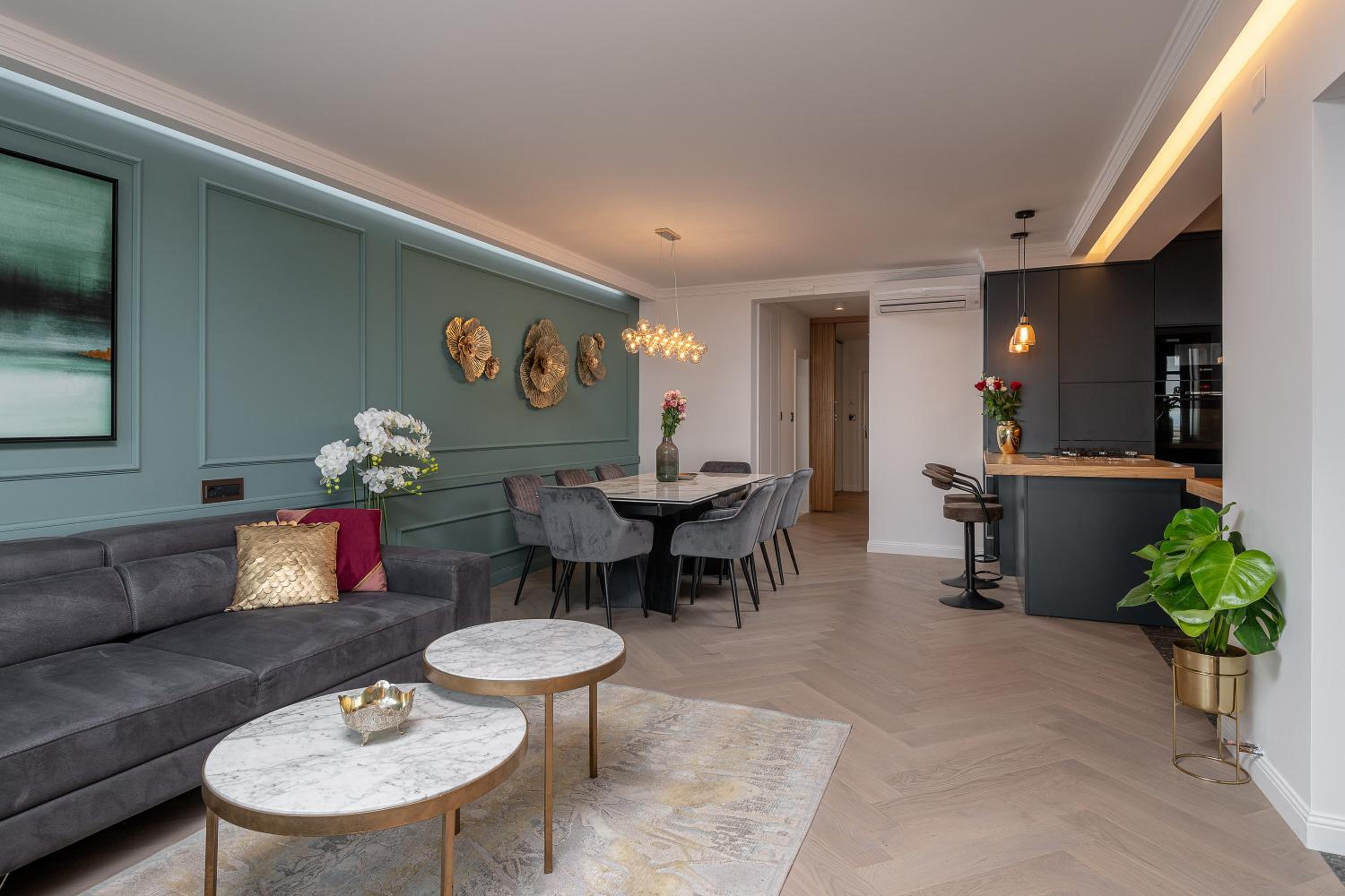 Insula Luxury Apartment