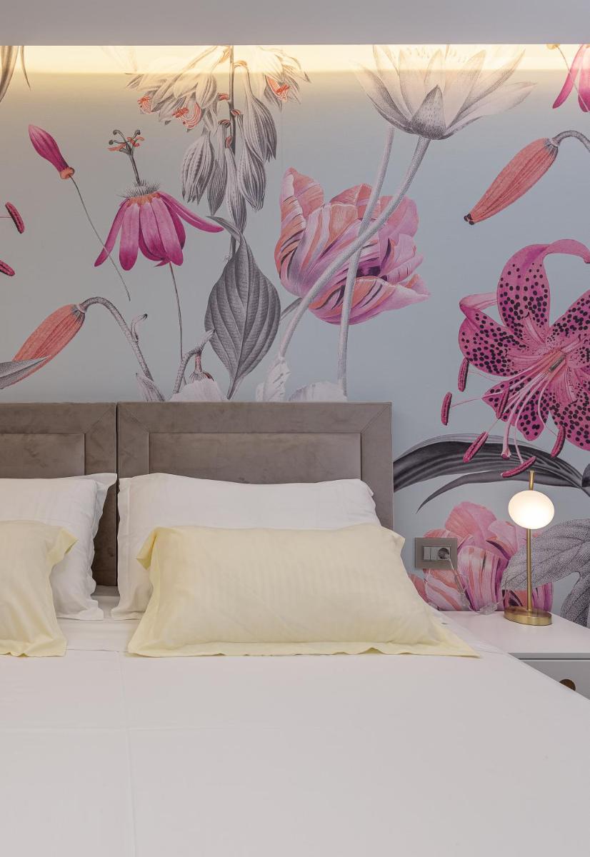 Insula Luxury Apartment
