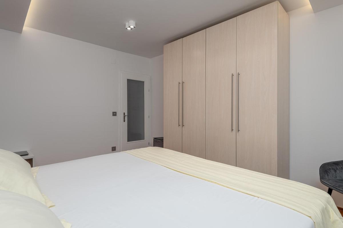 Insula Luxury Apartment