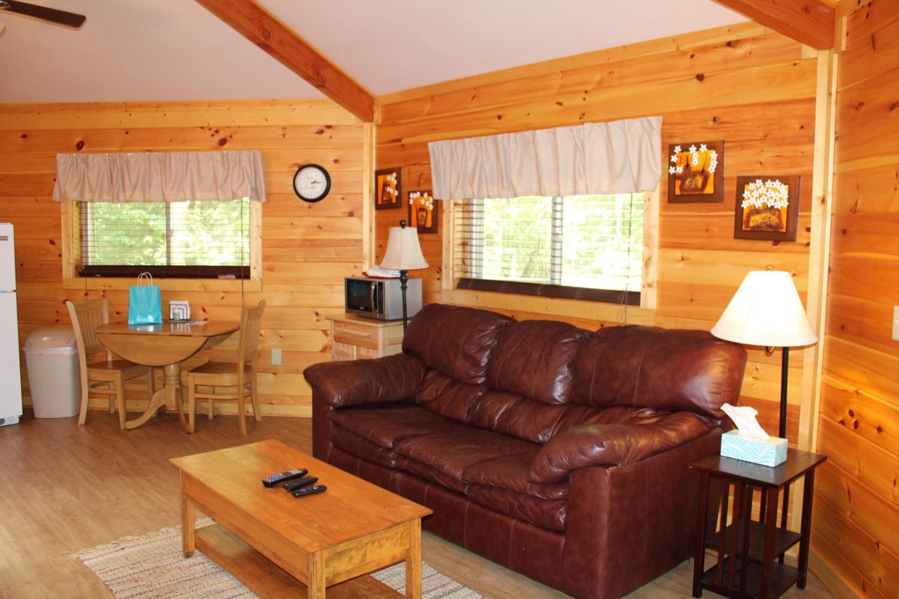 Country Road Cabins