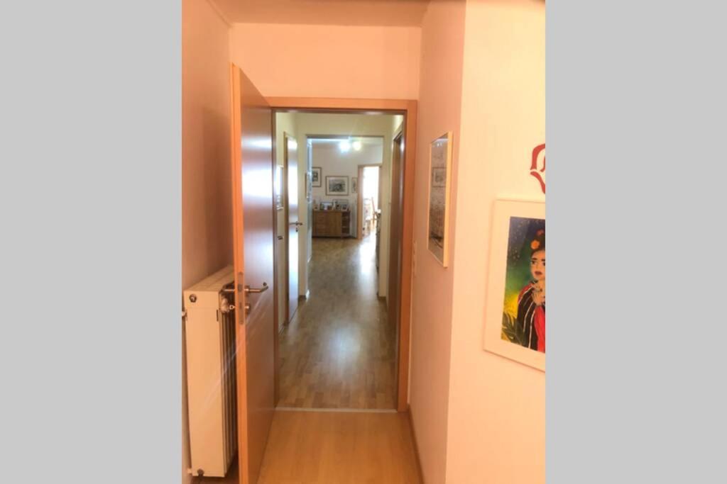 Beste Lage im Zentrum und am Hofgarten 150qm mit Klima, 2xBalkon, Aufzug, Familienfreundlich view 5
