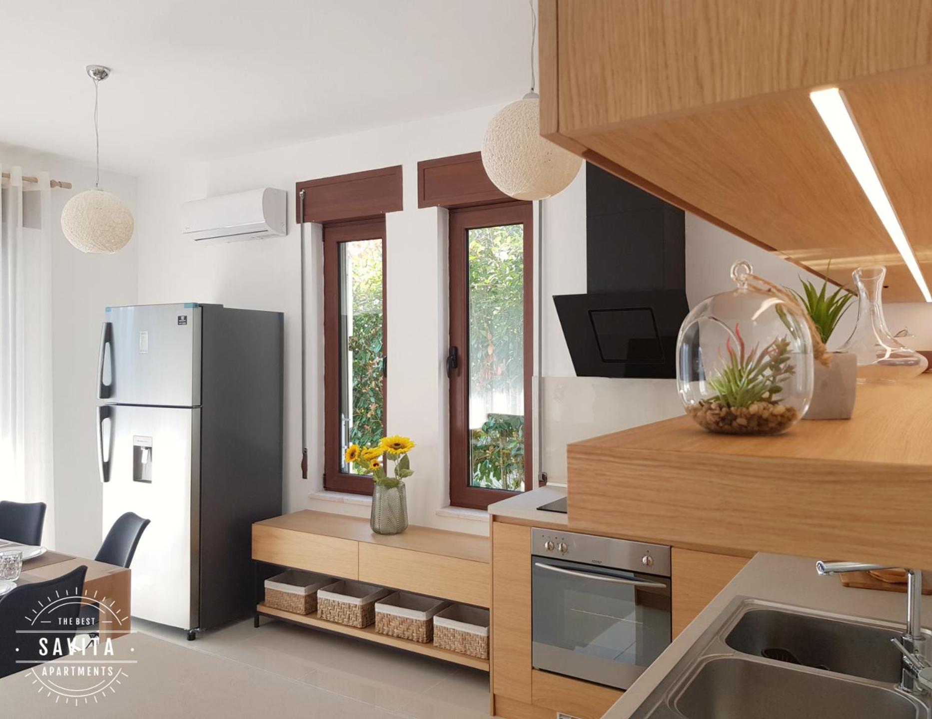 Gjiri i Lalzit - Vila Savita - Perla Resort