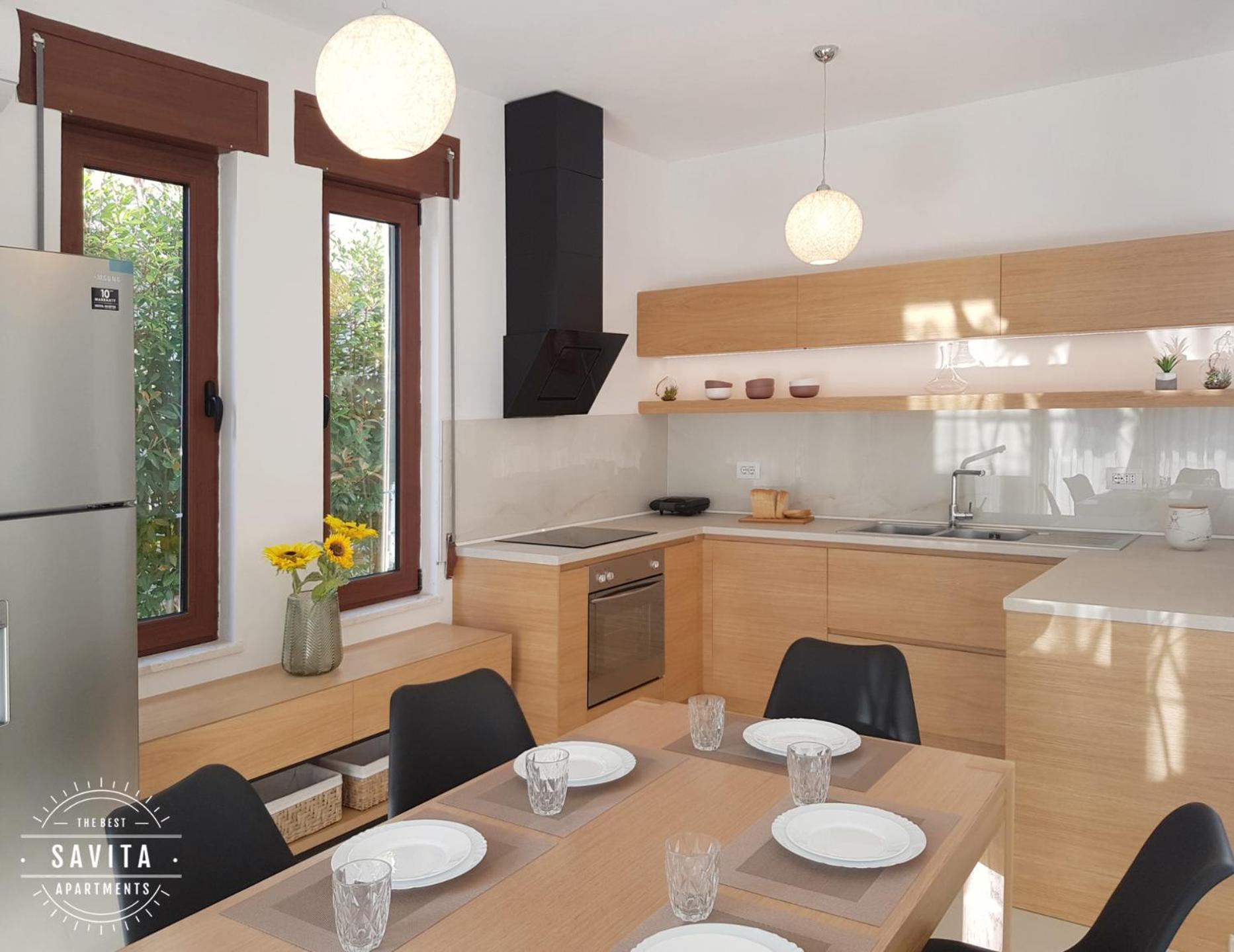 Gjiri i Lalzit - Vila Savita - Perla Resort