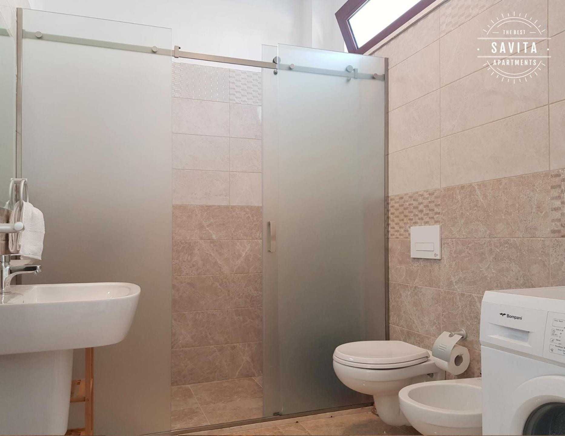 Gjiri i Lalzit - Vila Savita - Perla Resort