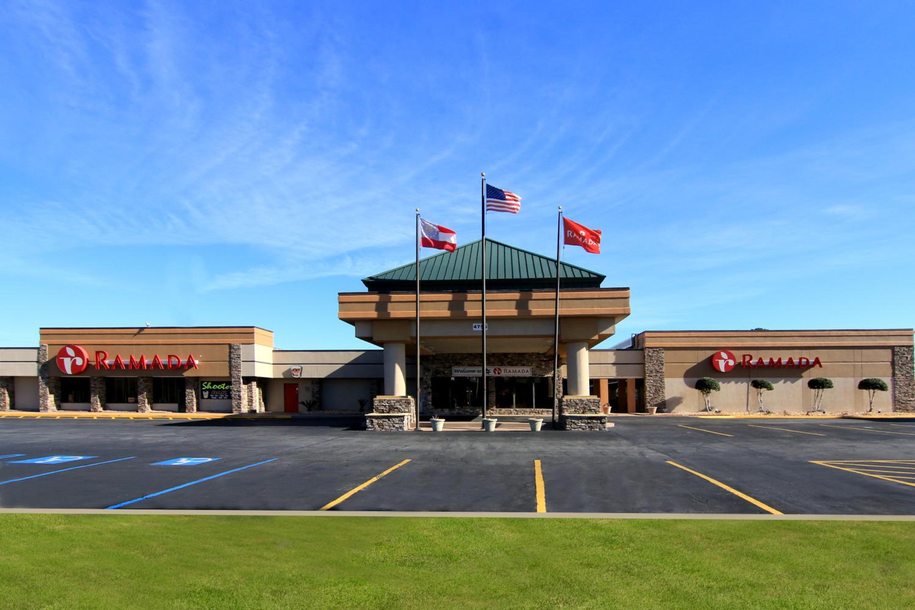 Ramada by Wyndham Macon view 2