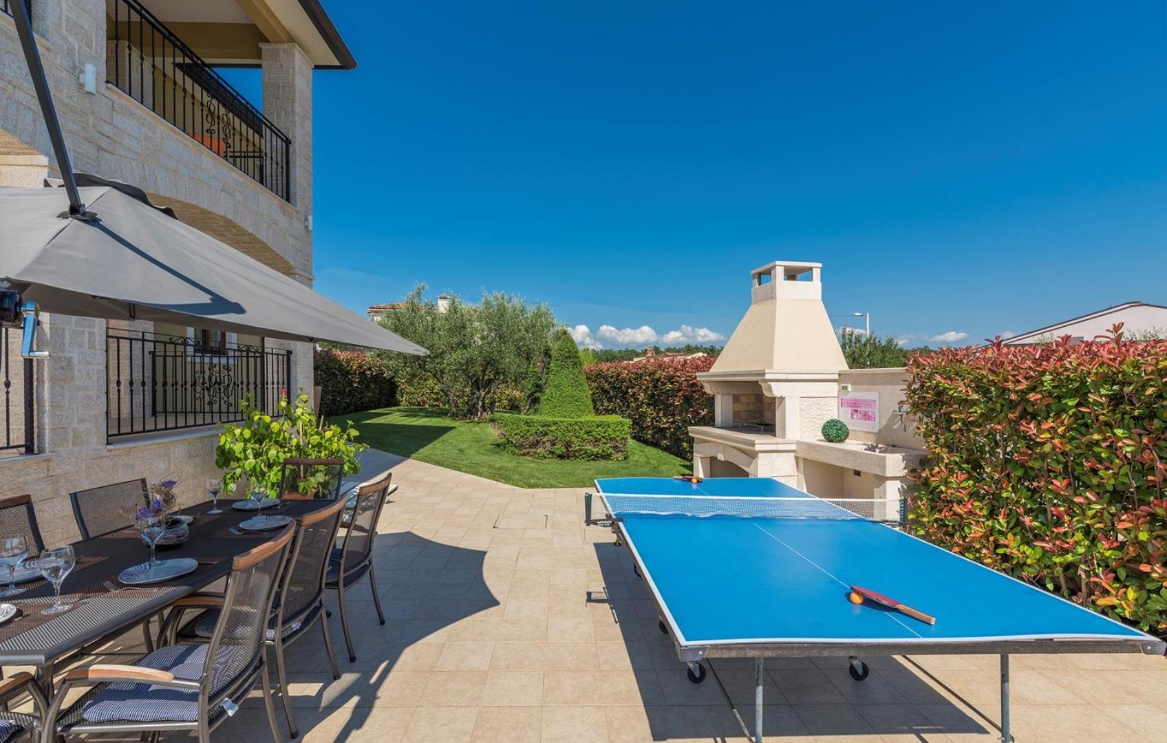 Villa Vanesa with Private Pool nearby Porec view 4