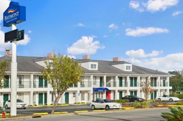 Baymont by Wyndham Waycross view 2