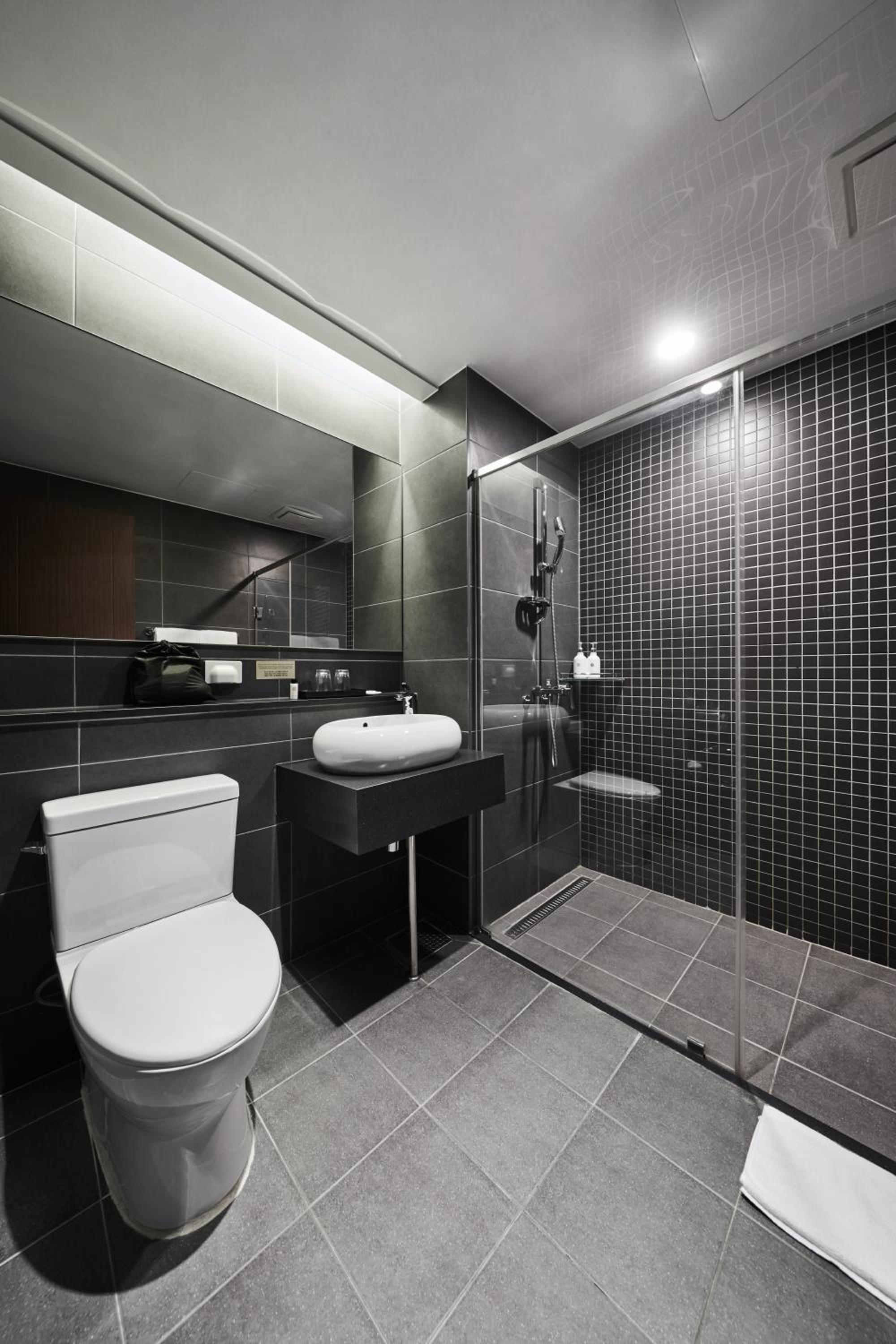 Felix by STX Hotel & Suite