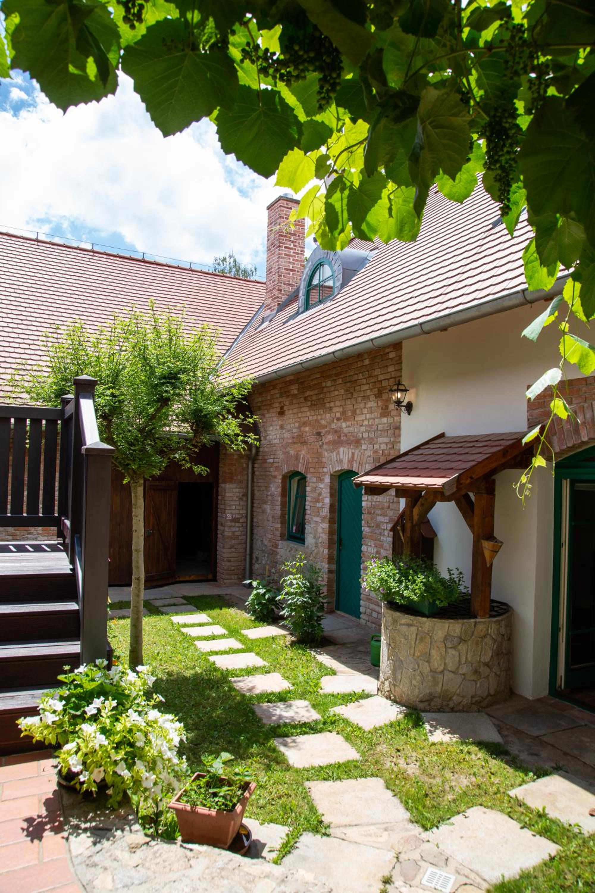 Exklusives Landhaus view 5
