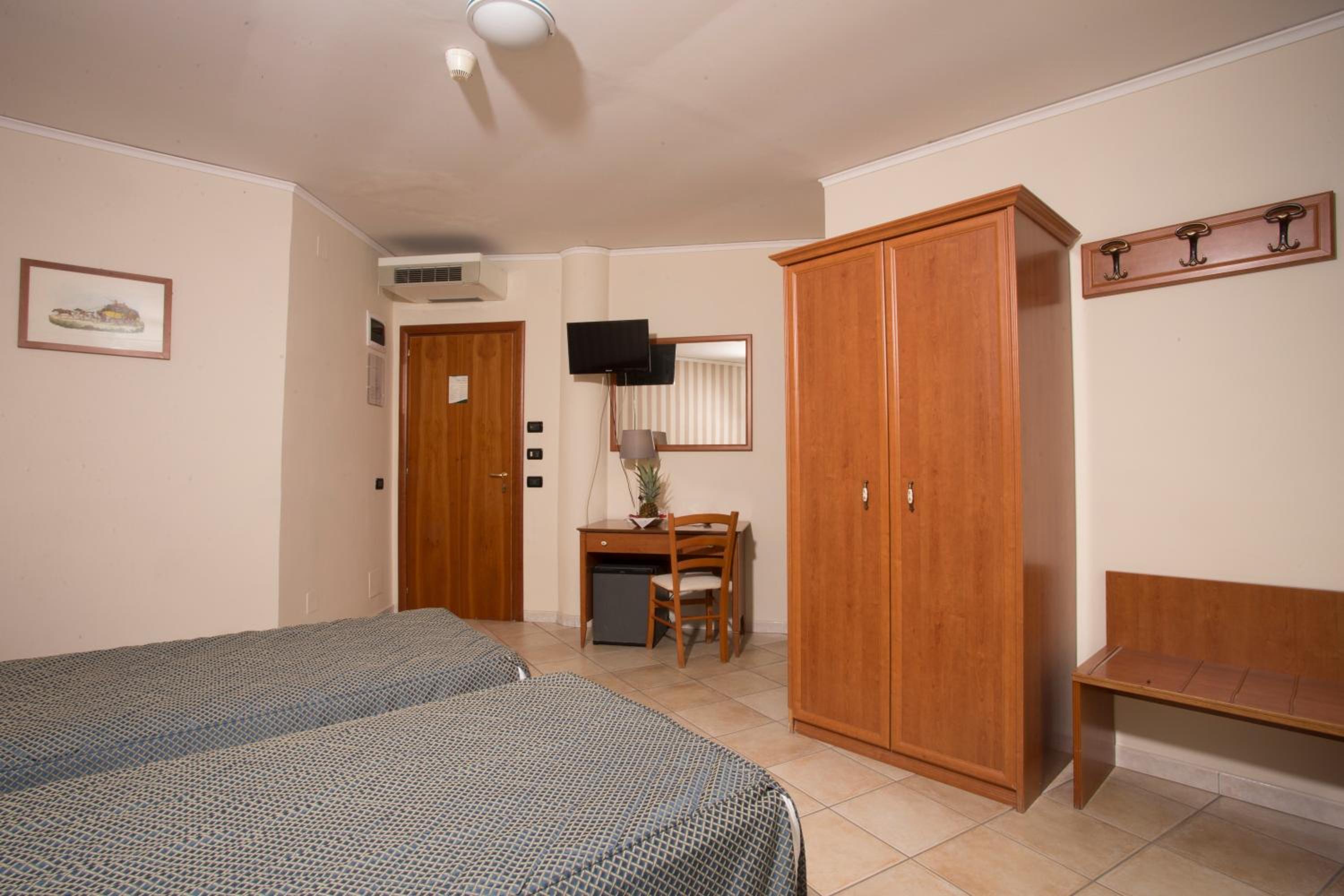 Hotel Villa Serena, photo 2