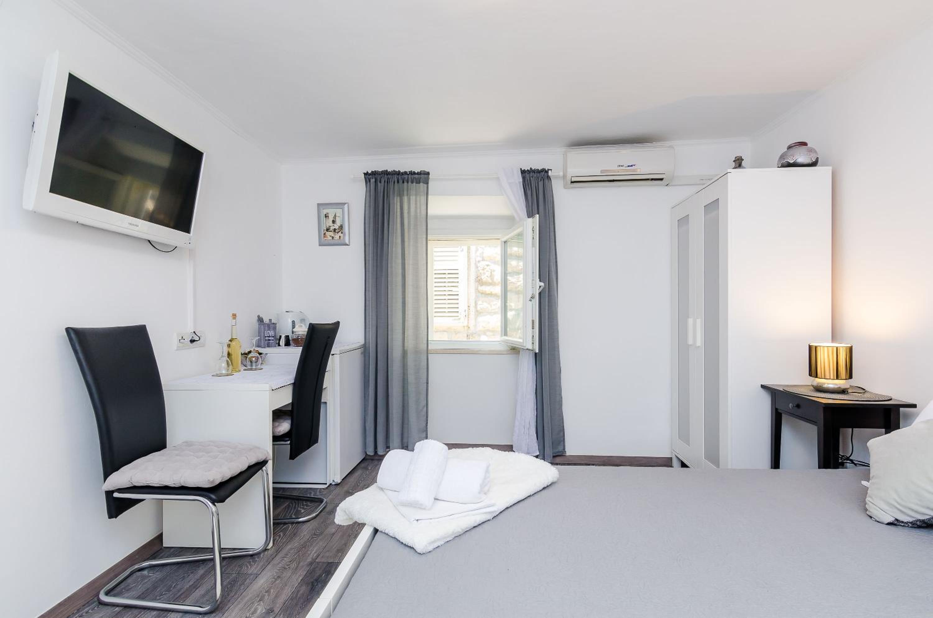 Note Bene Rooms