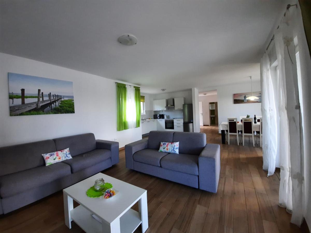 VILLA MARINE YourCroatiaHoliday view 3