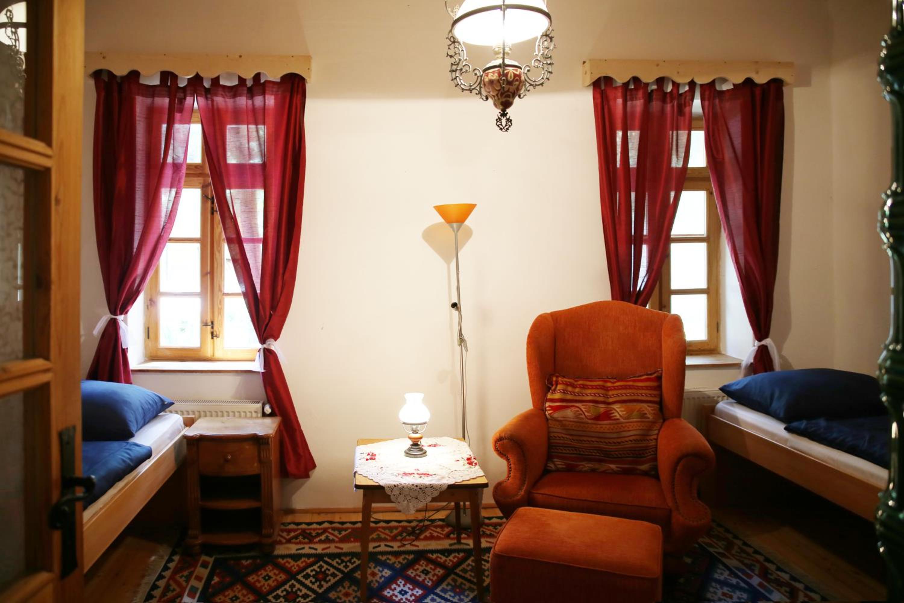 Photo 6