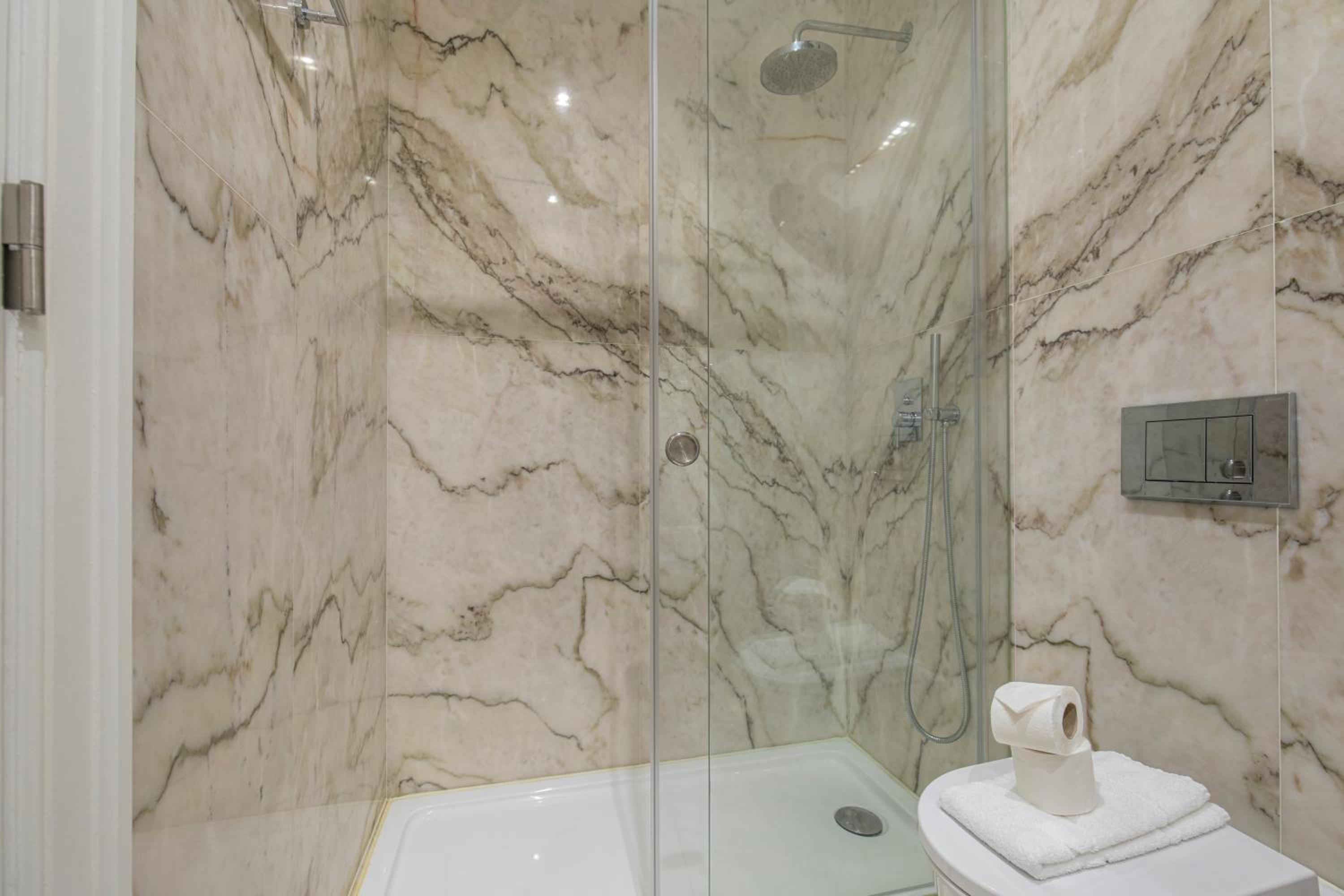 Saldanha Deluxe Gold