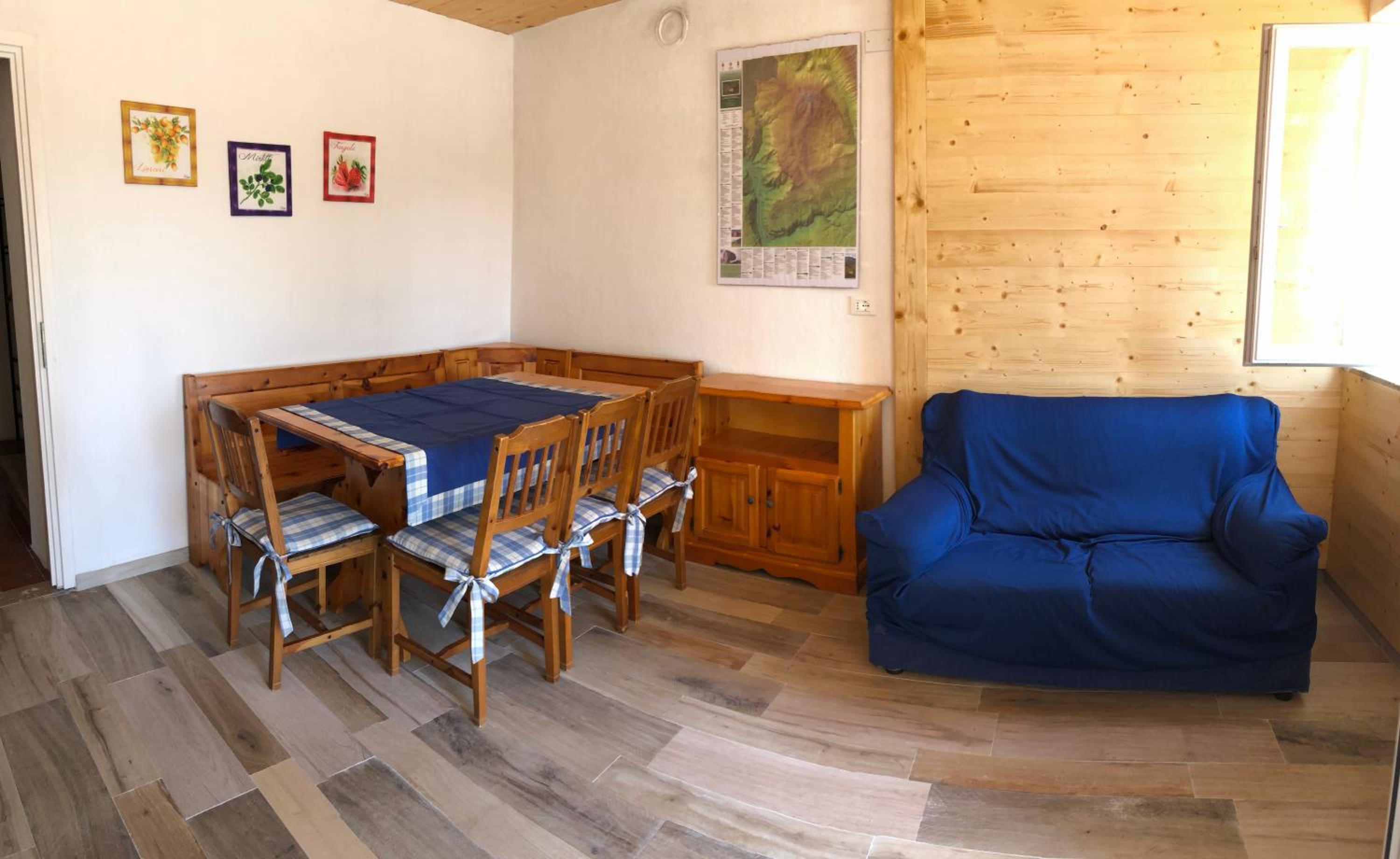 La Libellula view 3