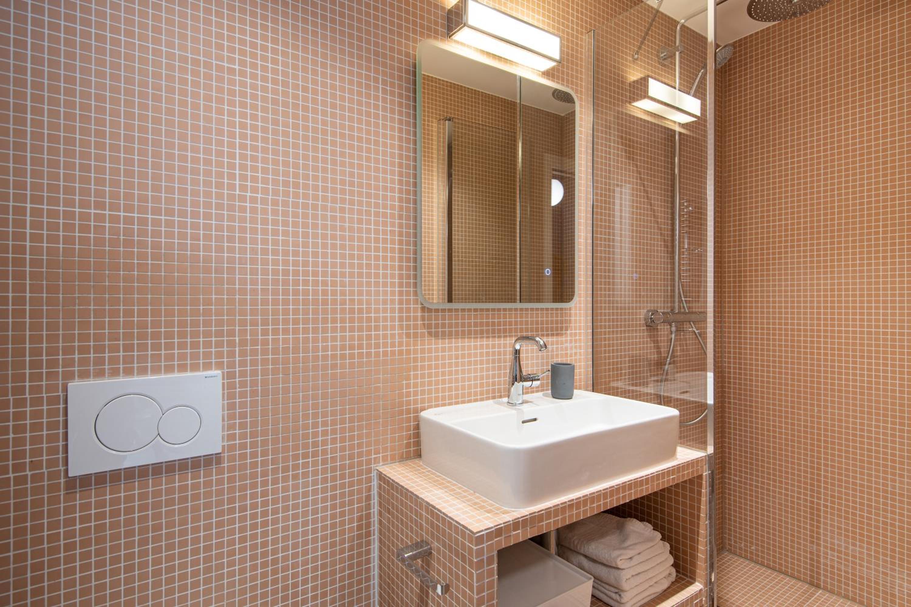 NEW - Villa Urbaine au Coeur de Paris - 6 pers