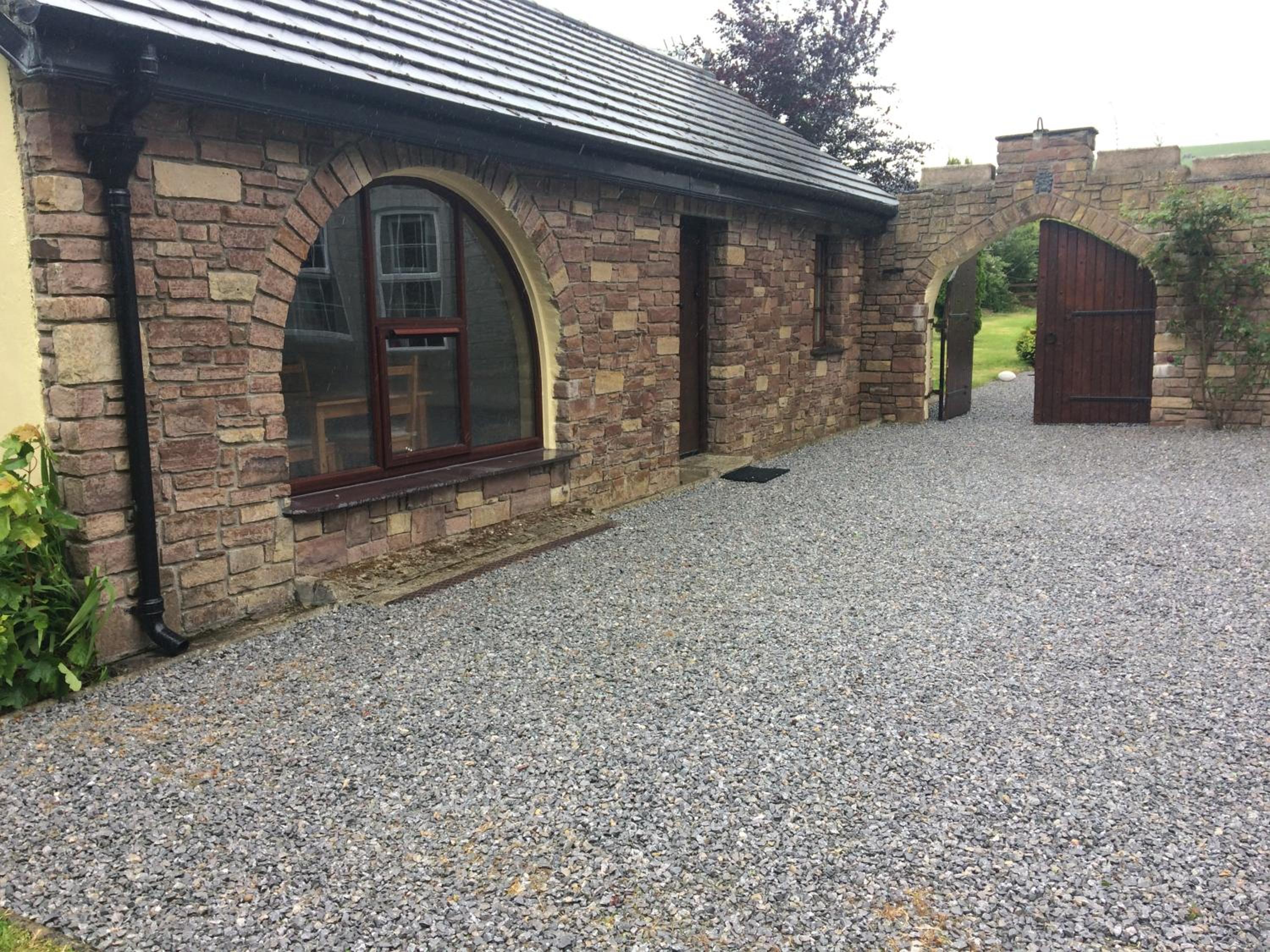 Broadford Nursery and Garden Centre -Walkers Lodge