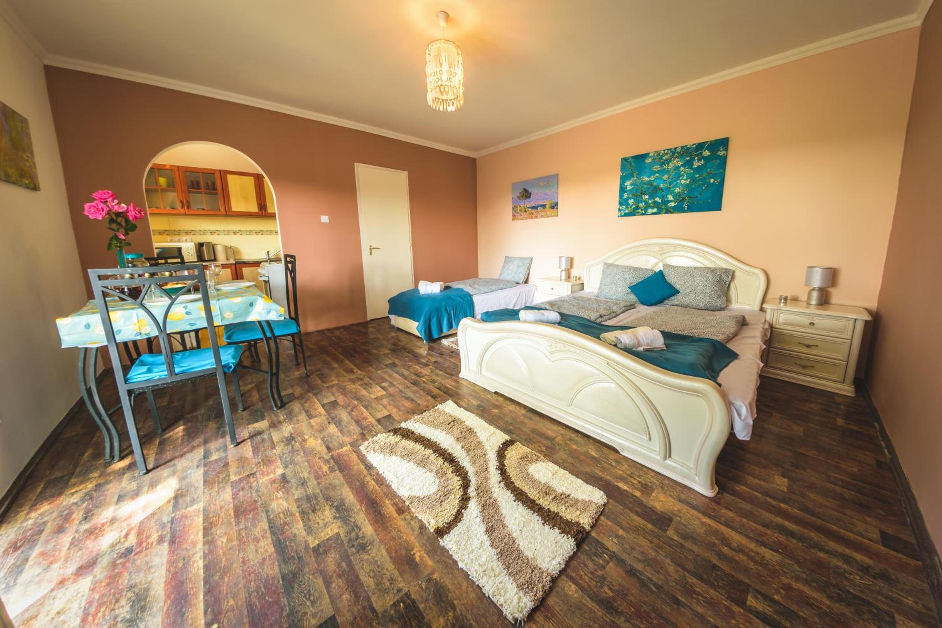 Linett Apartman
