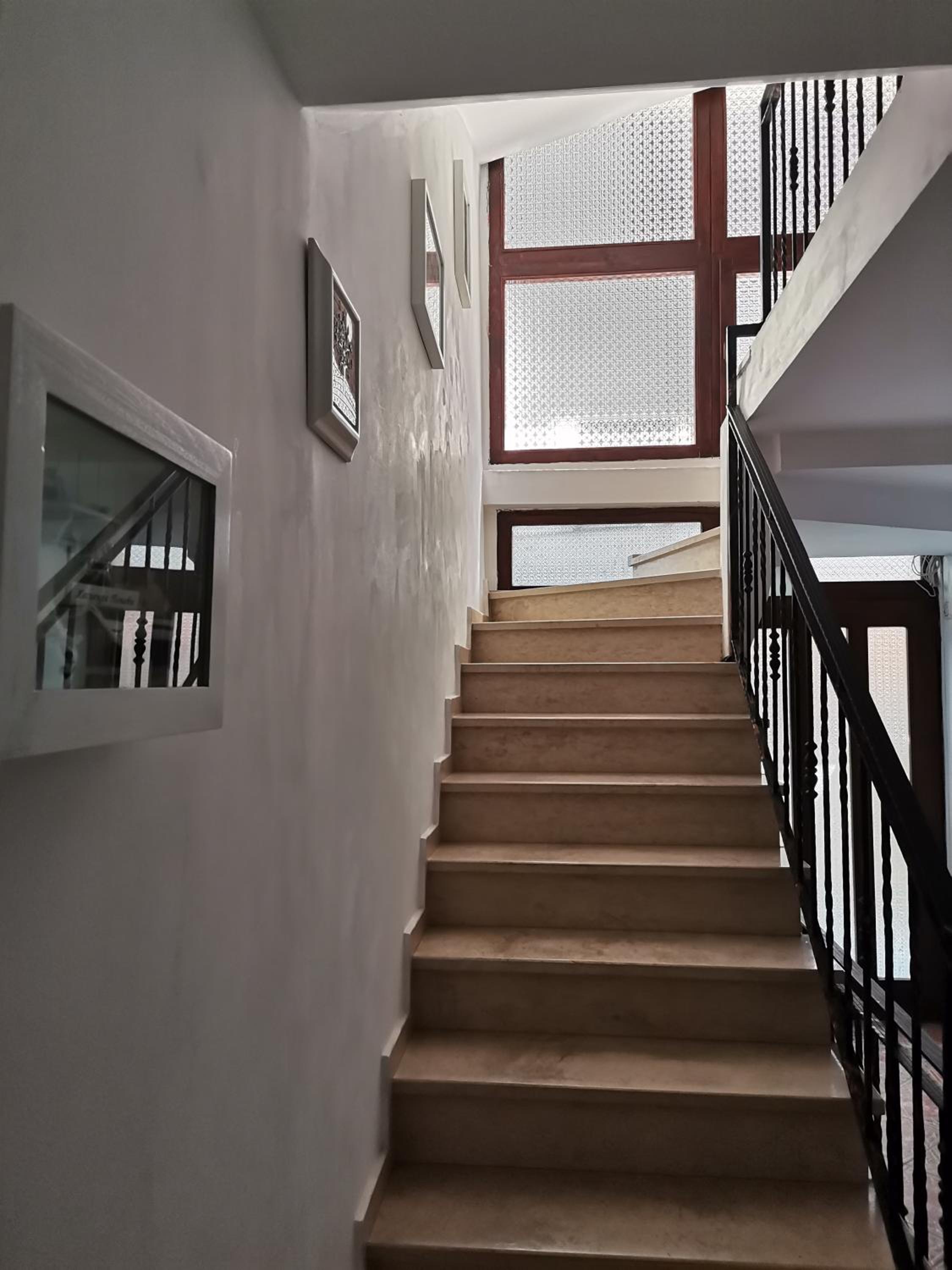 Guest Rooms Melsambria