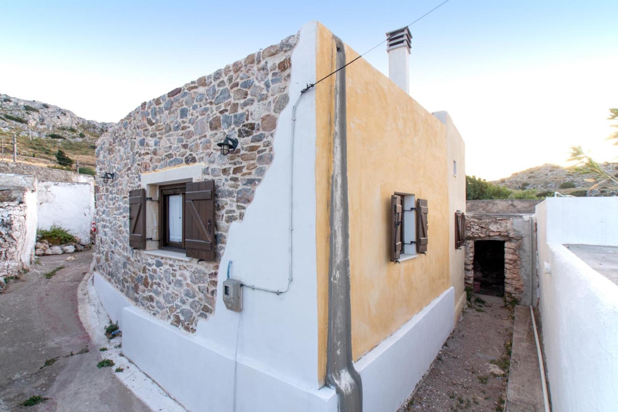 Traditional Cretan House Lithostrati Karidi Village