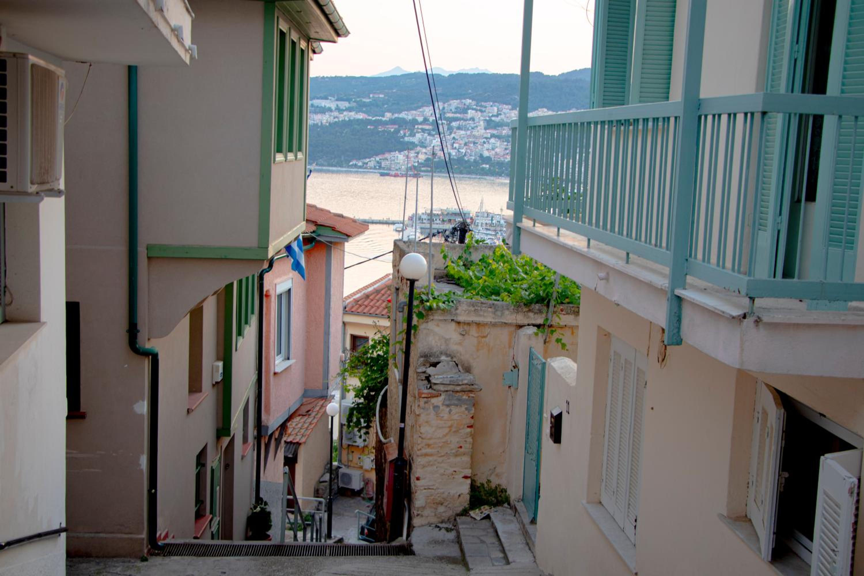 Theothea Suites