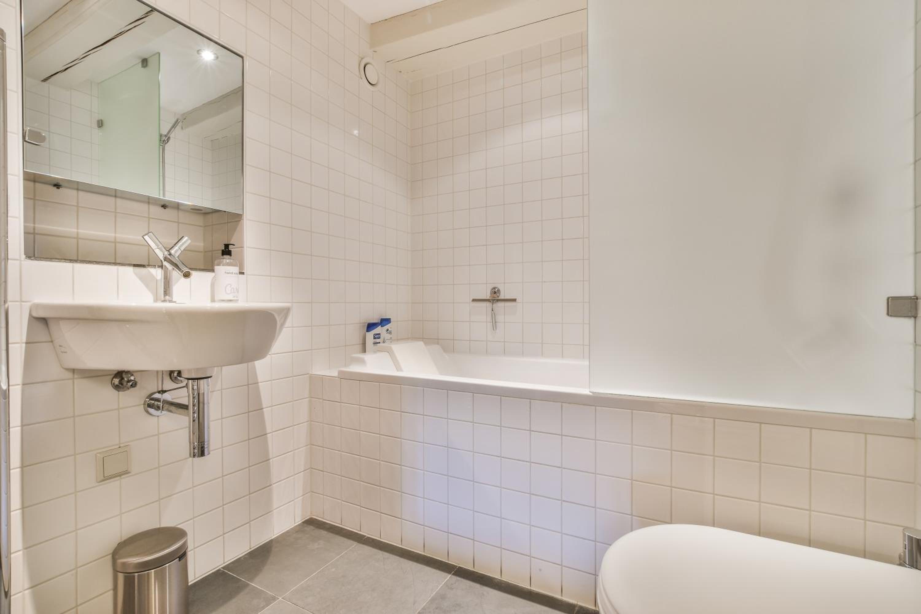 Amsterdam Canal Guest Apartment