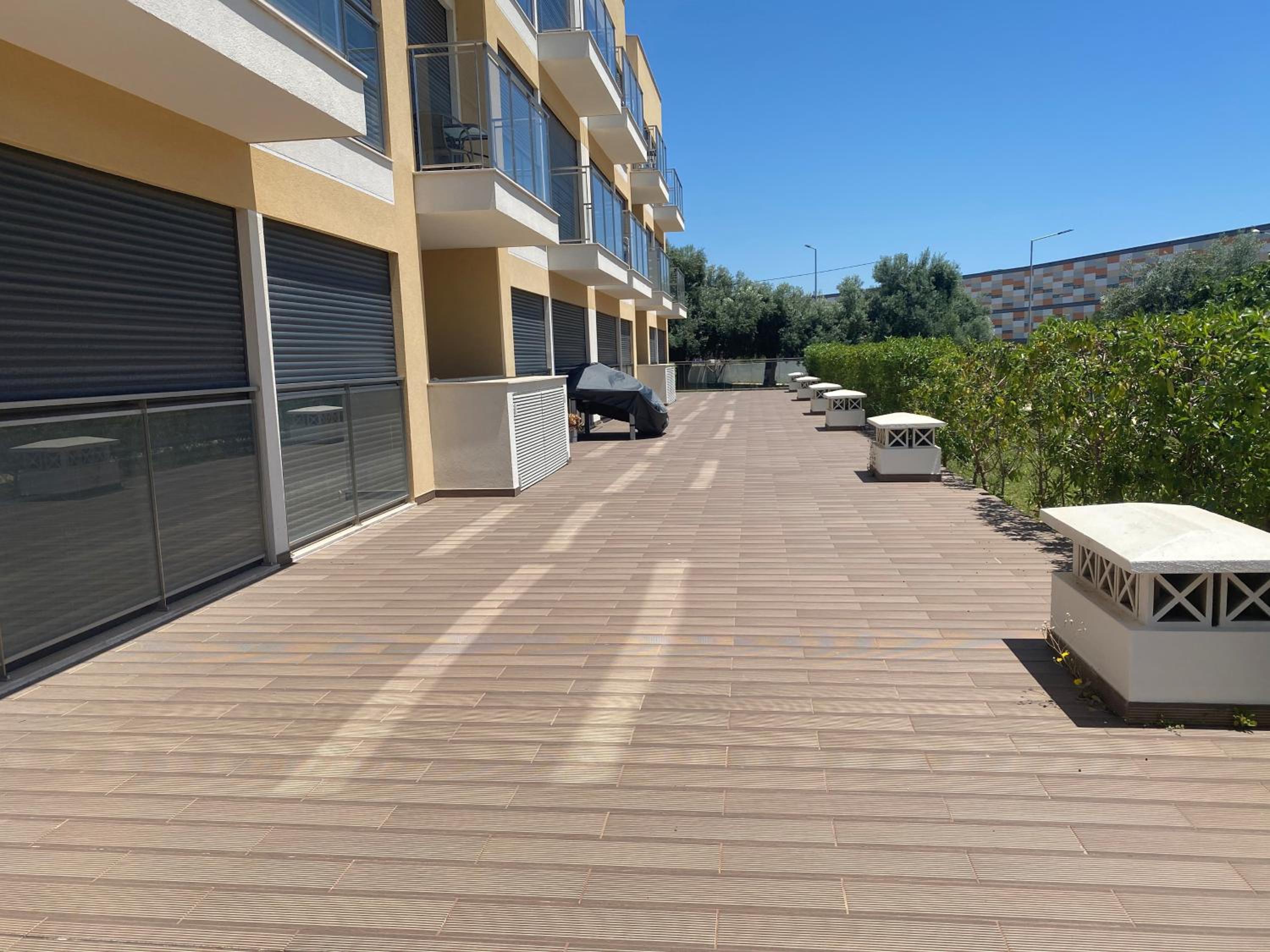 Two Bedroom Stylish Central Tavira Apartment. view 3