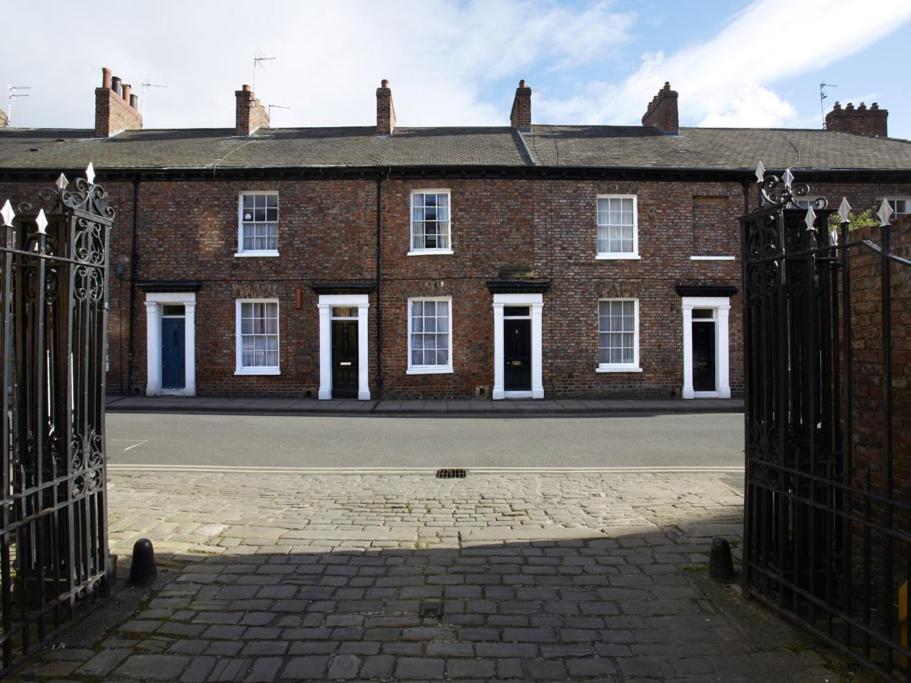 27 George Street view 4