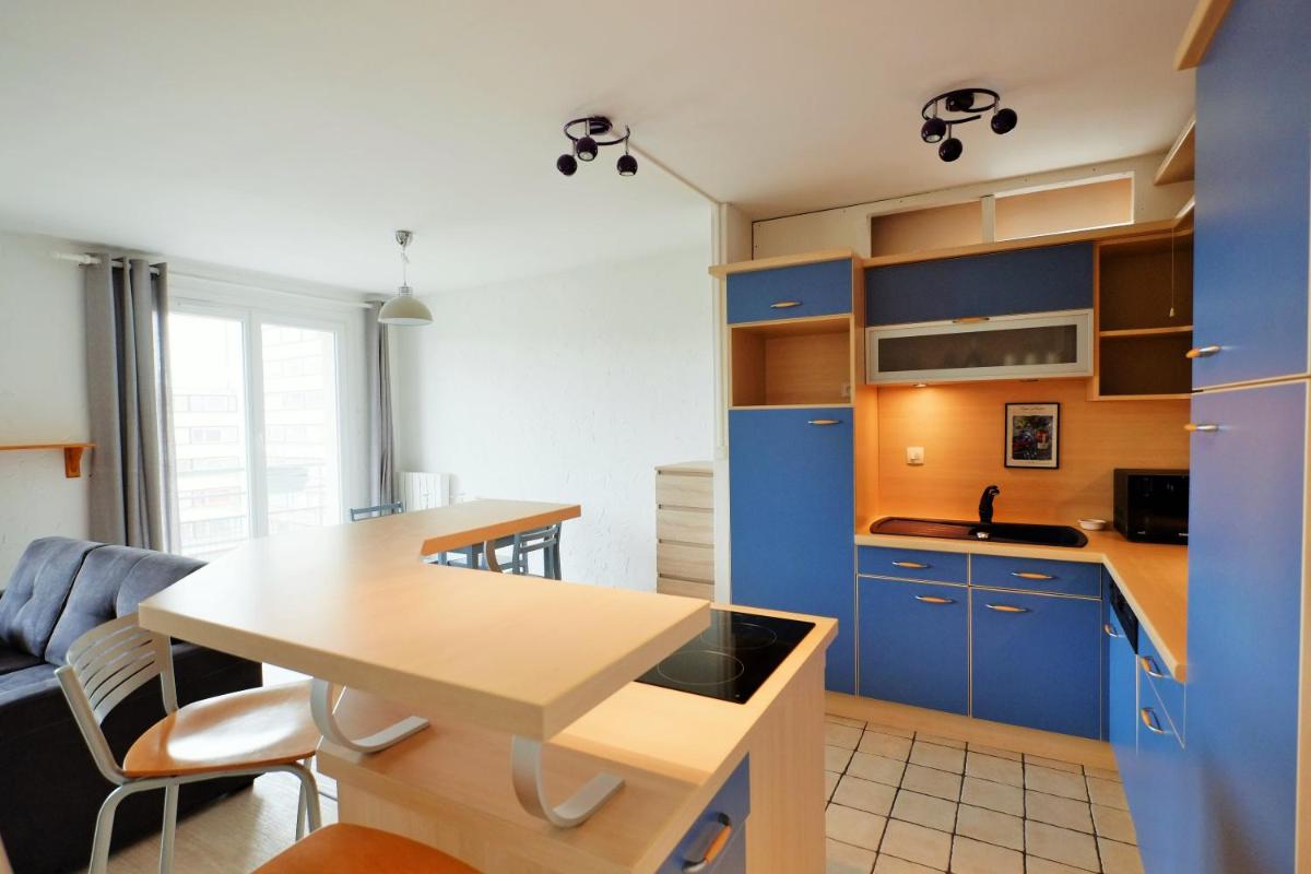 70 m2 avec Balcons et Parking view 3