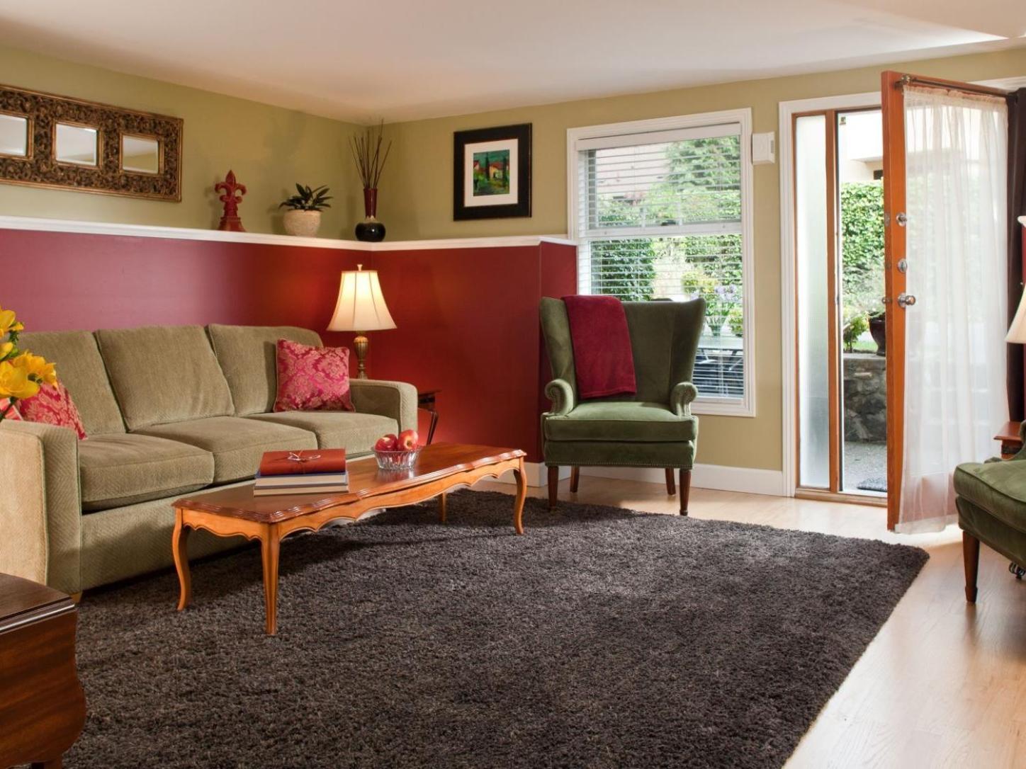 Abbeymoore Manor Bed & Breakfast Inn