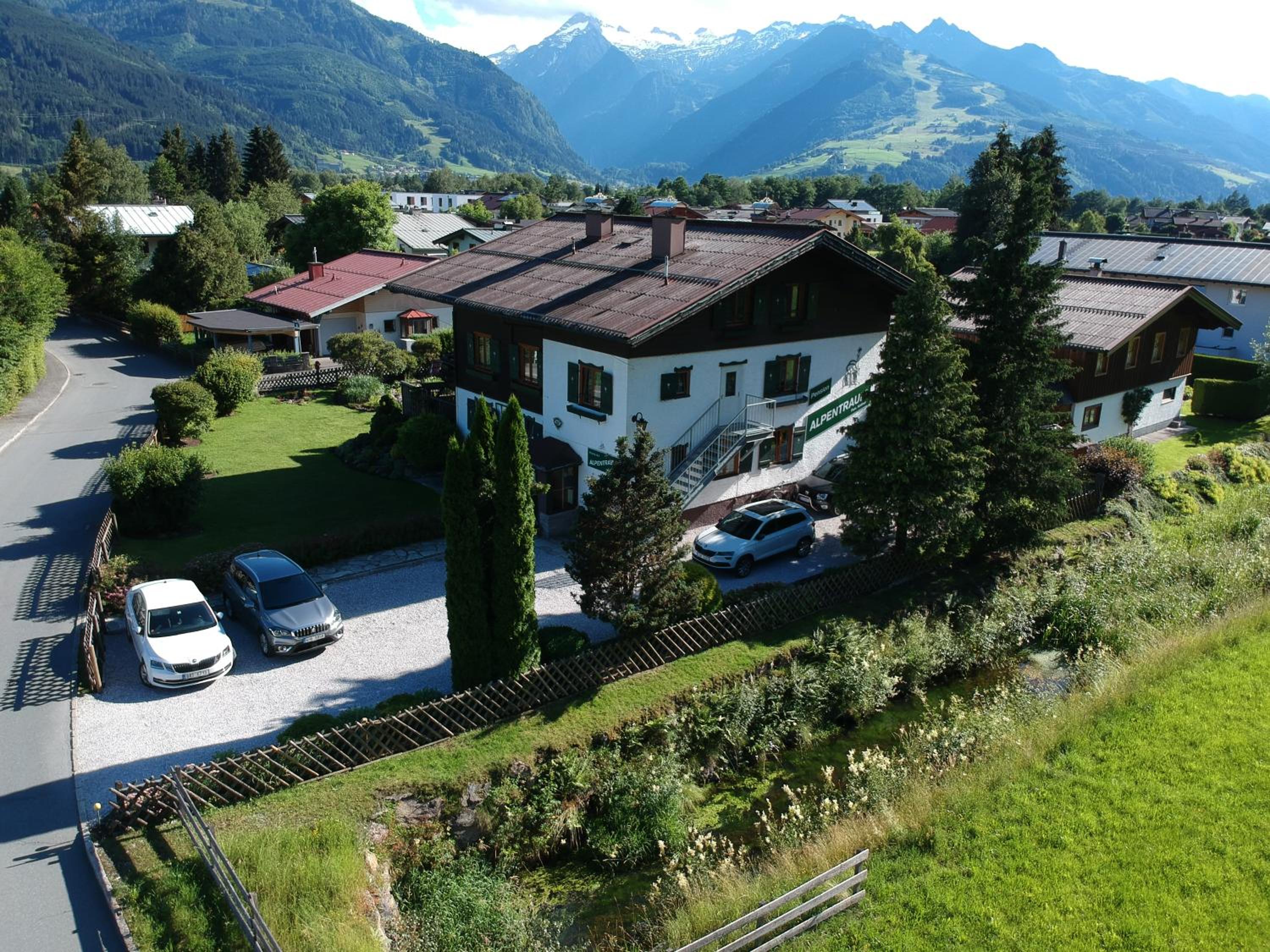 Pension Alpentraum