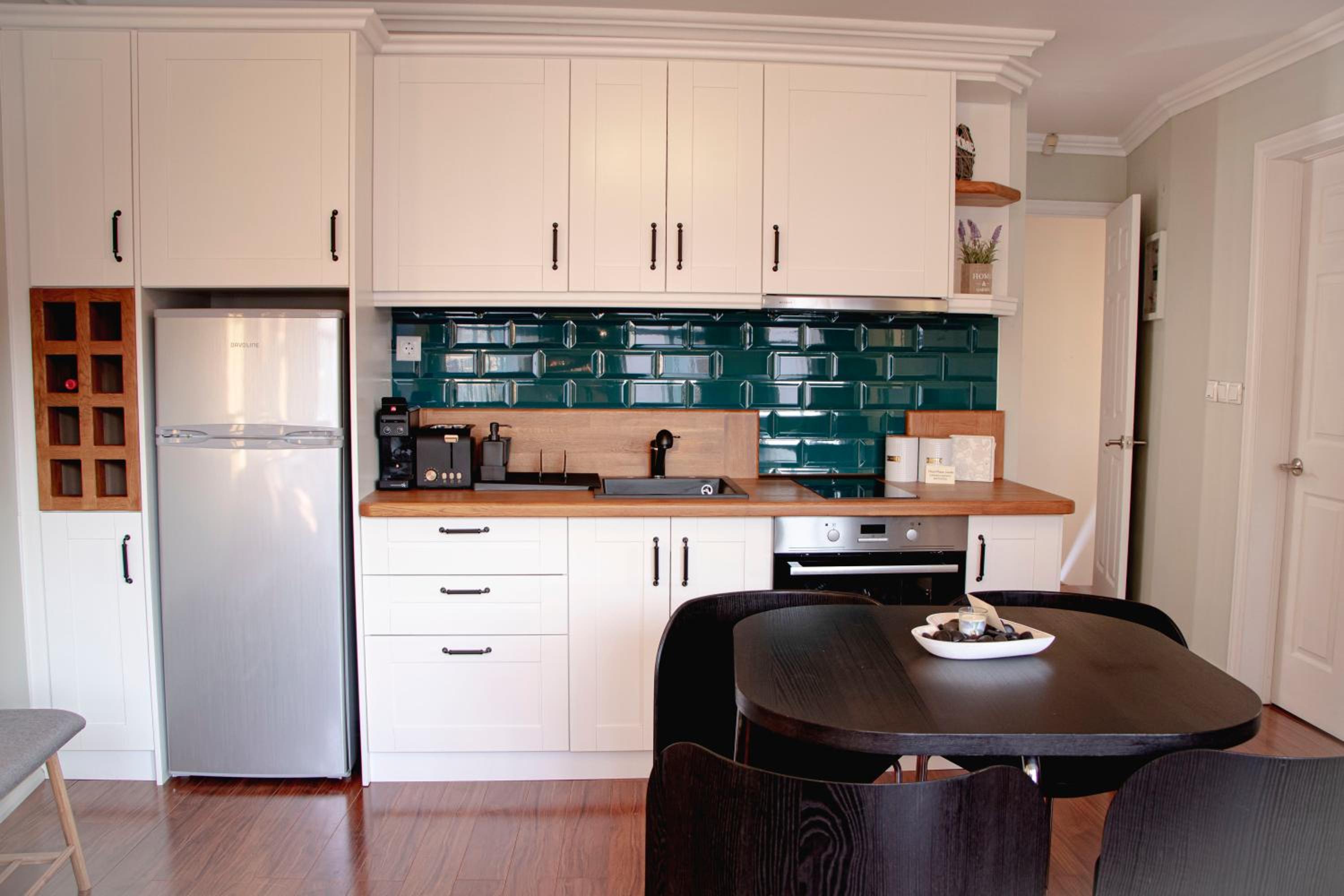 Theothea Suites