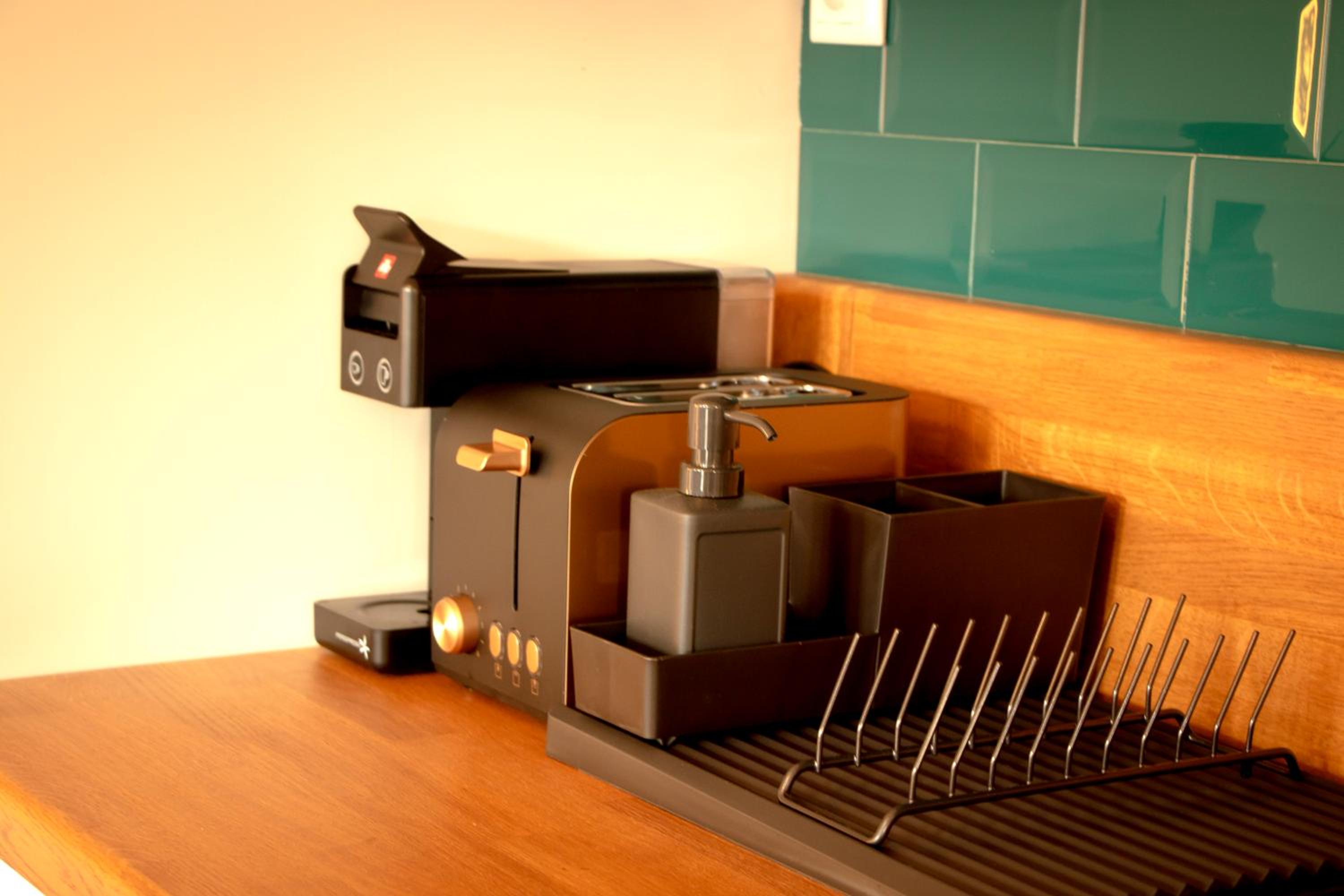 Theothea Suites