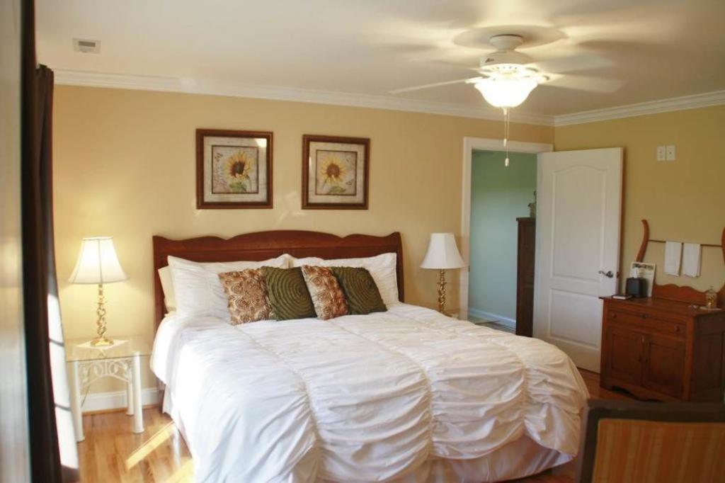A Mighty Oak B&B