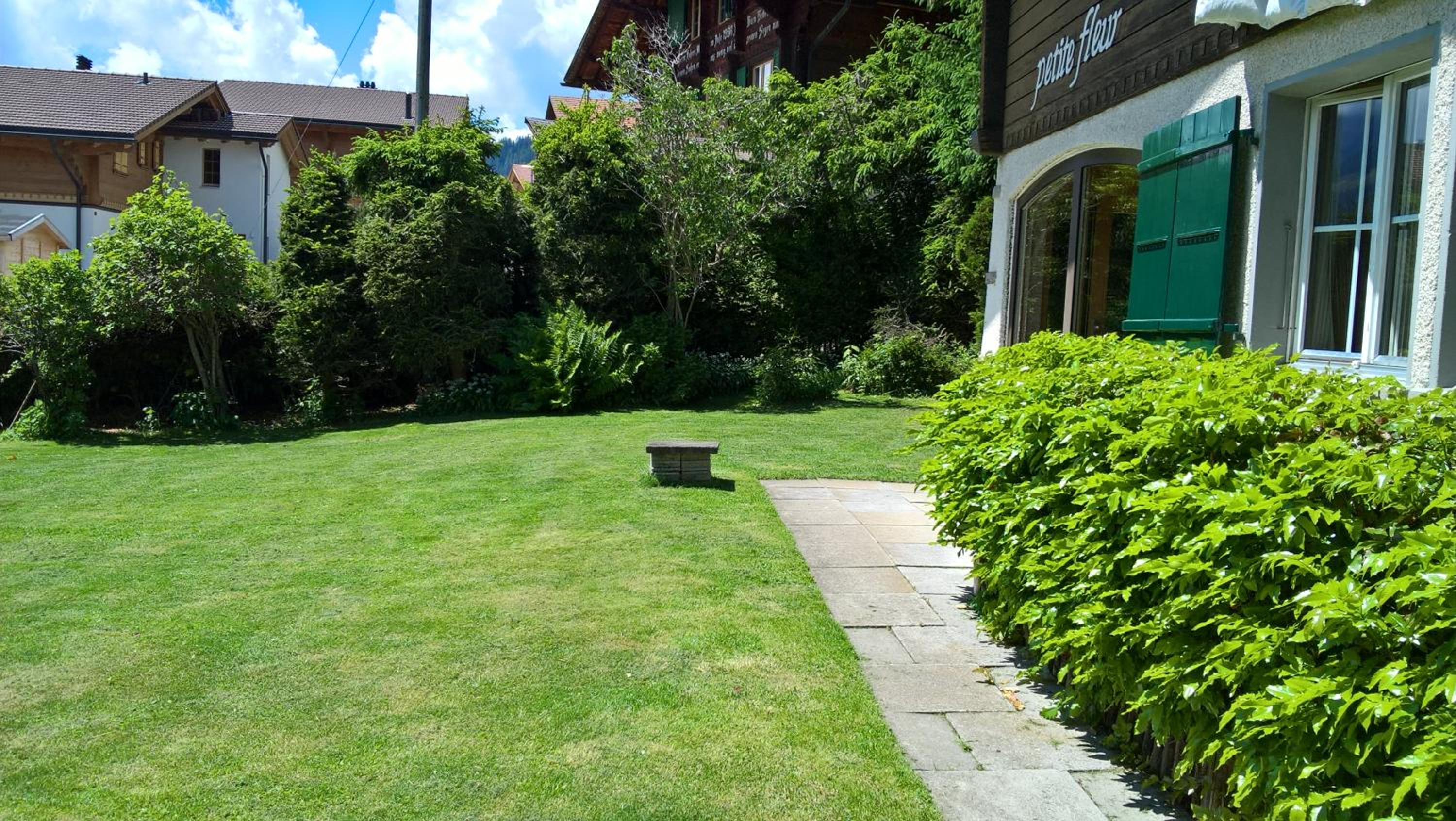Chalet Petite Fleur