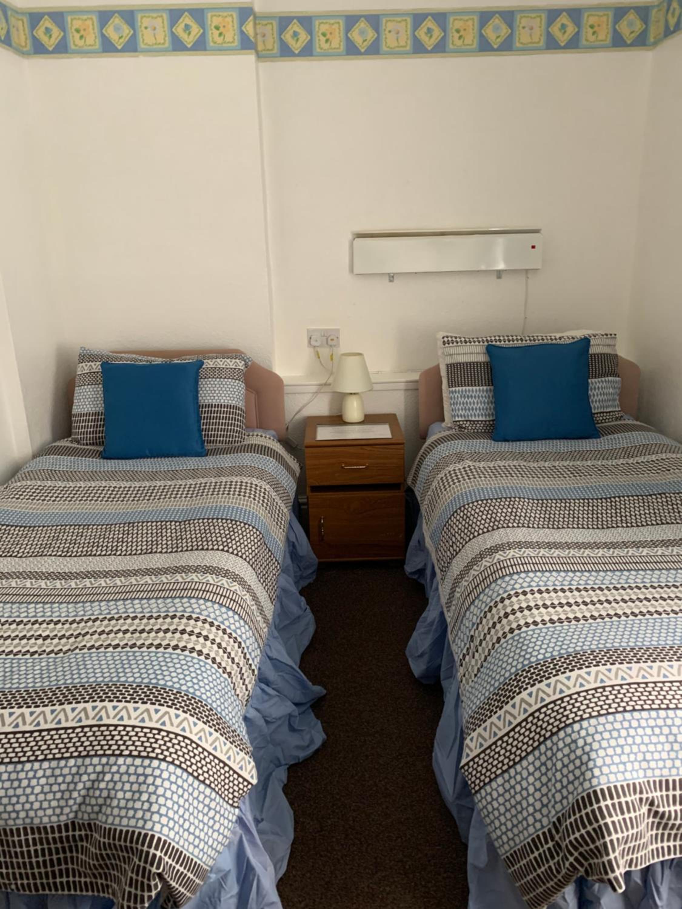 Alondra Hotel