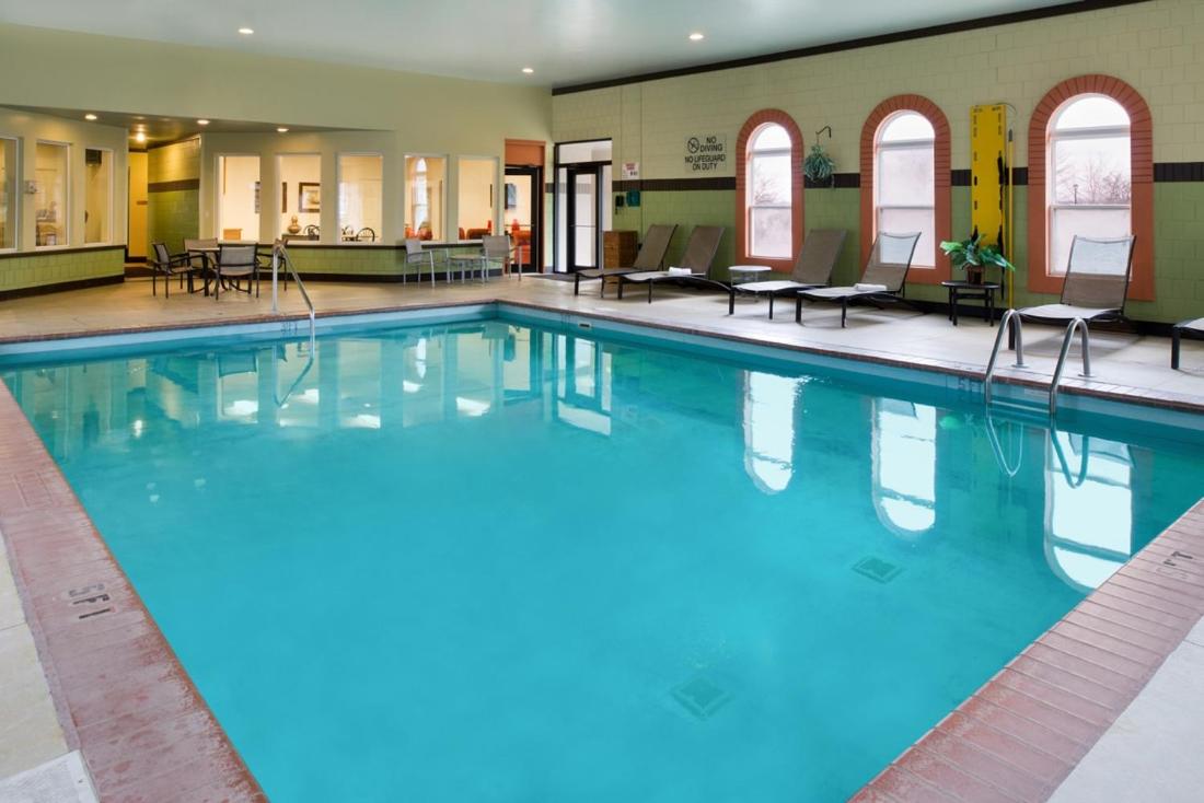 indoor pool