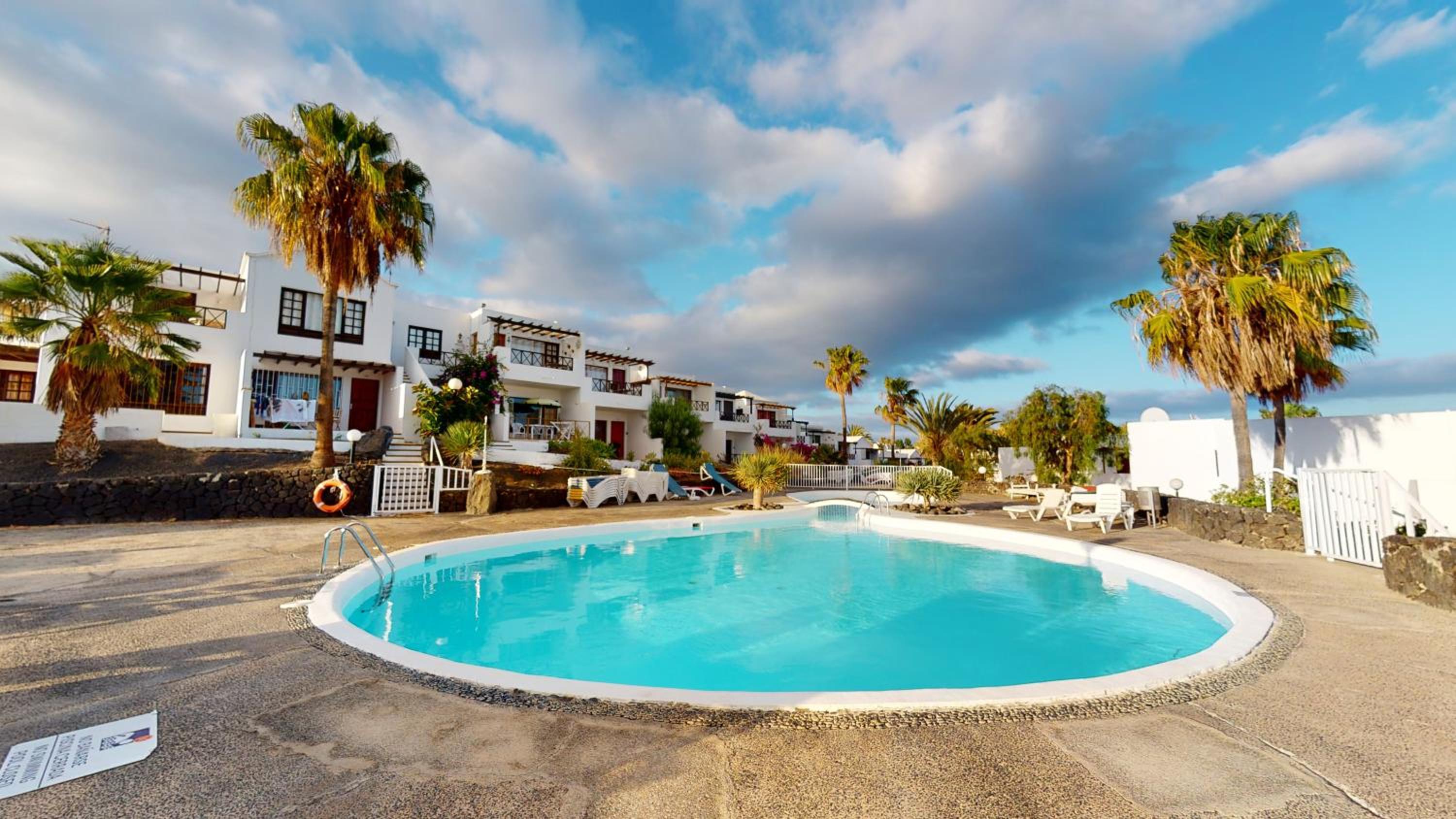 APARTAMENTO PRIMERA LINEA PLAYA