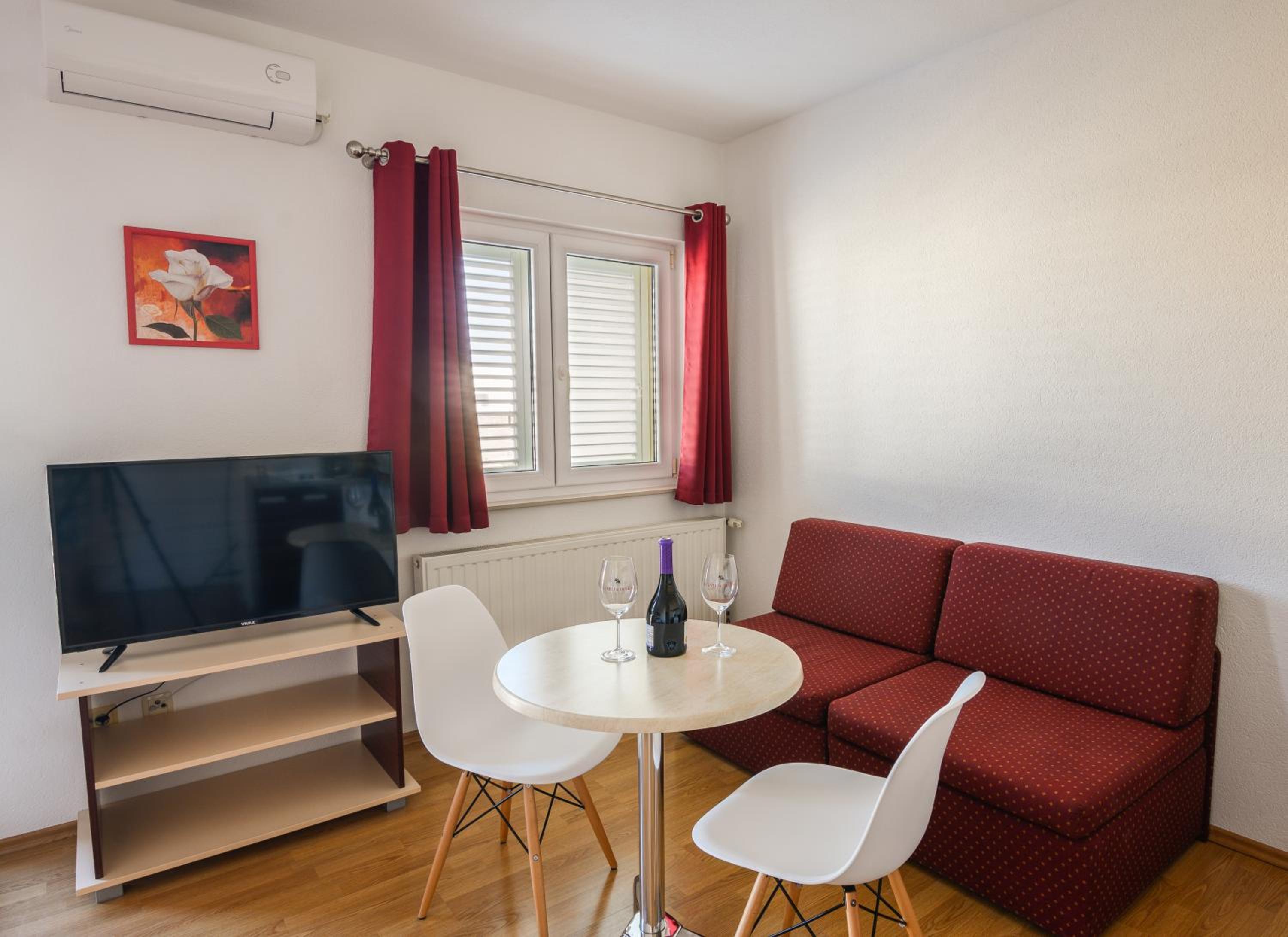 Apartments Blatančić