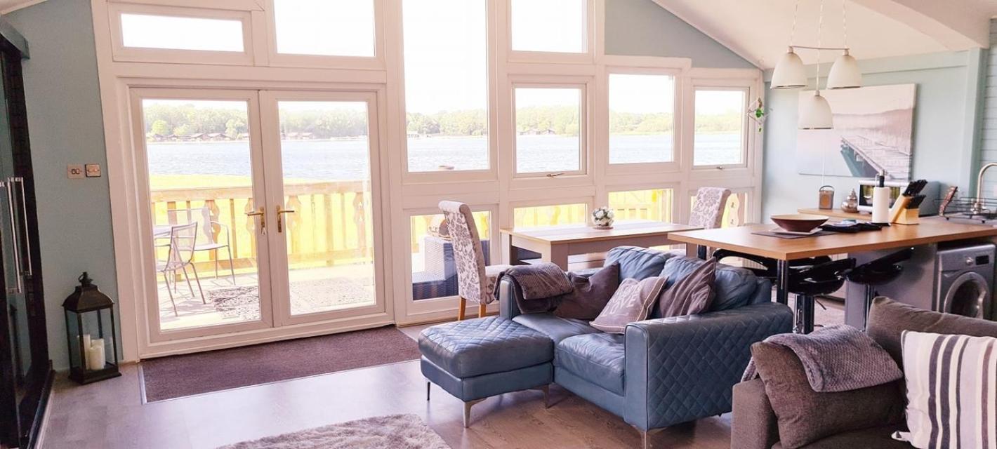 Fenna Lakeside Lodge - Pine Lake Resort