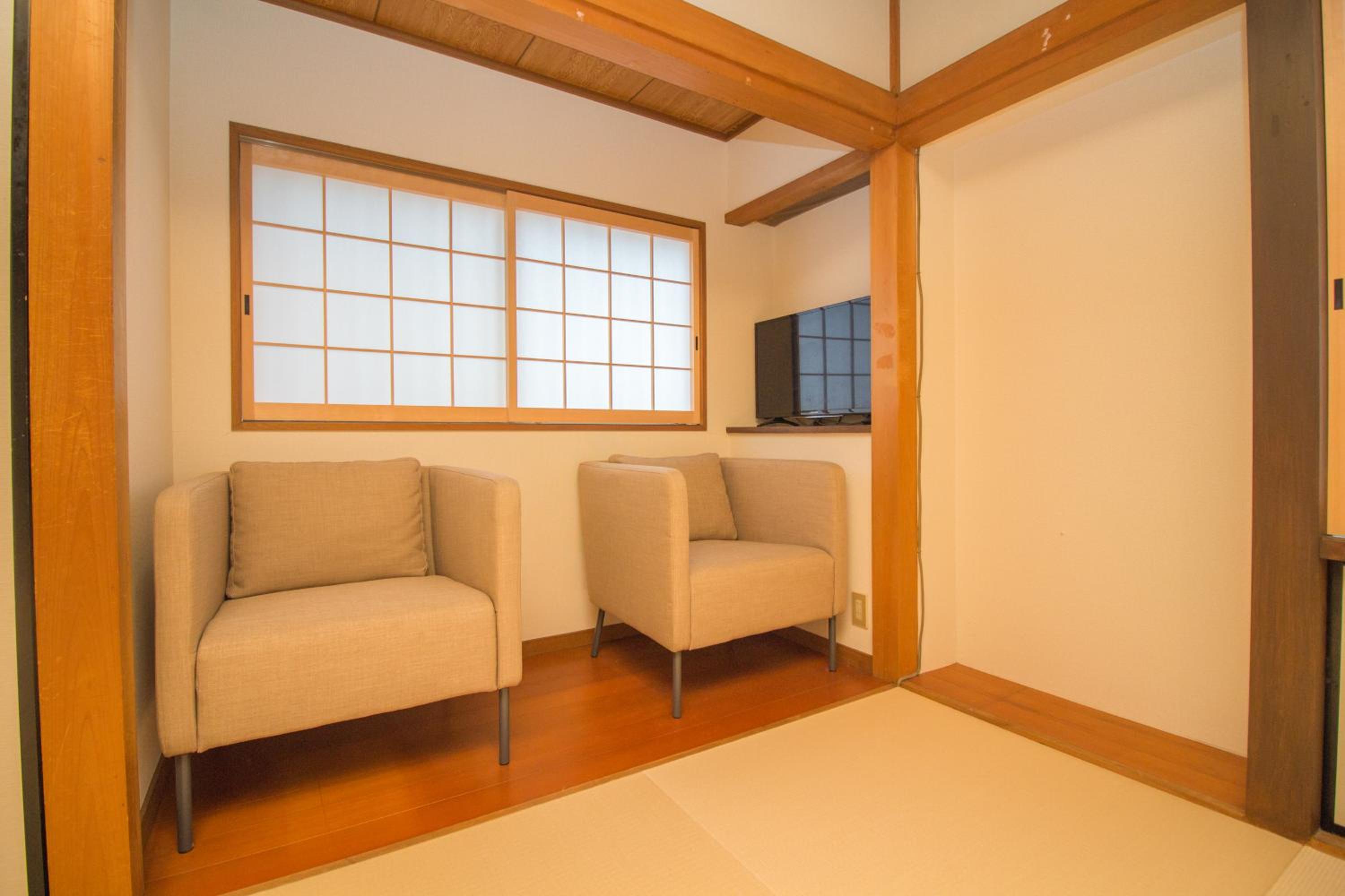Hokusai Stay